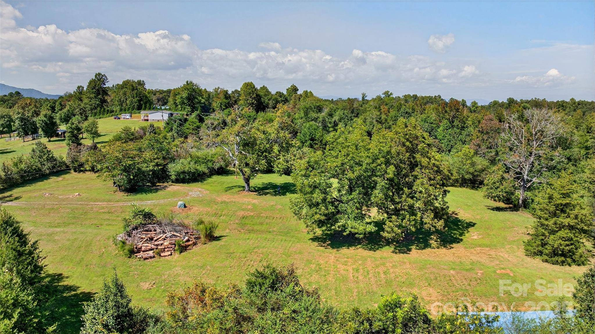 5963 Peniel RD, Tryon, NC 28782