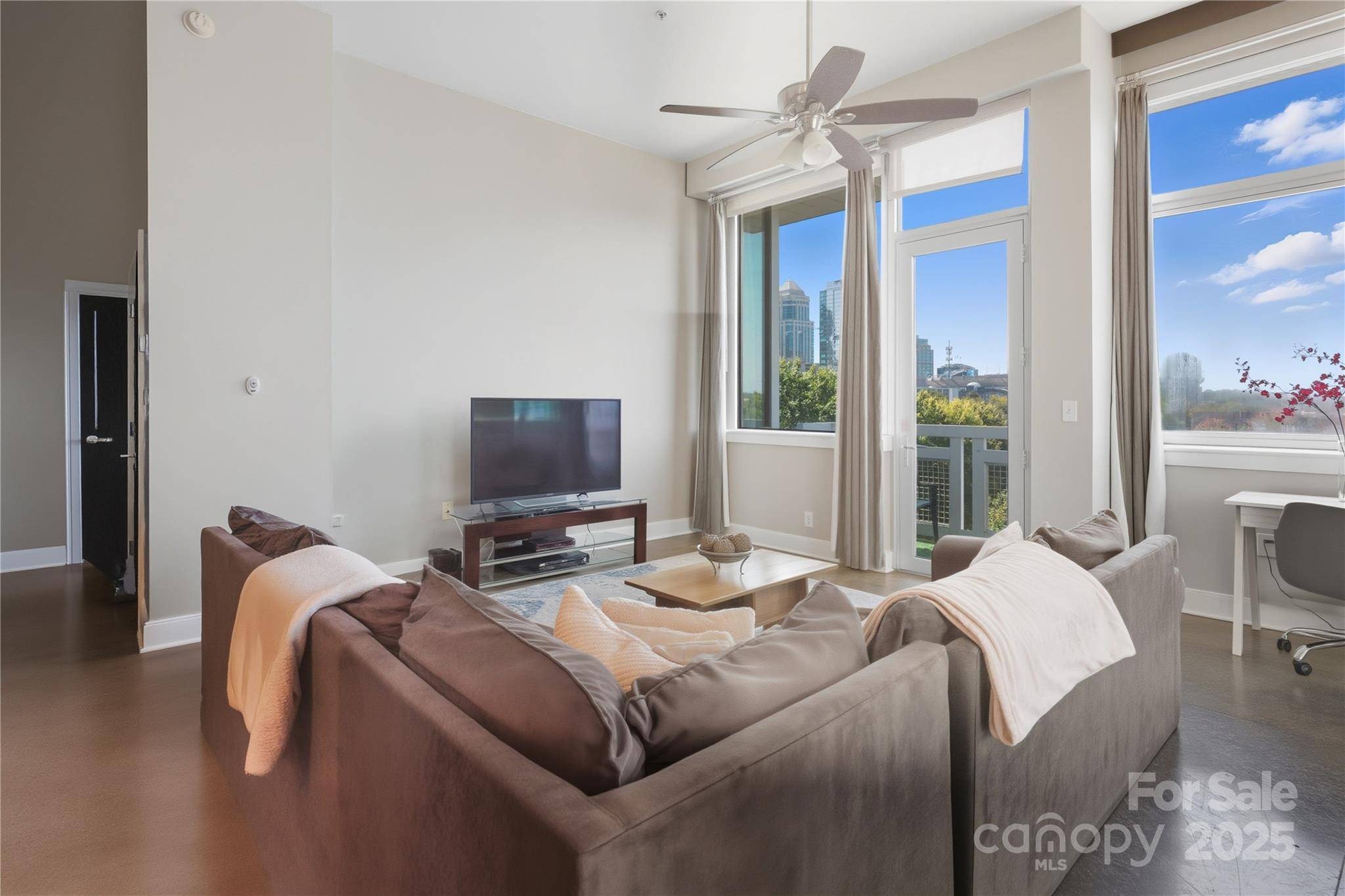 710 W Trade ST #701, Charlotte, NC 28202