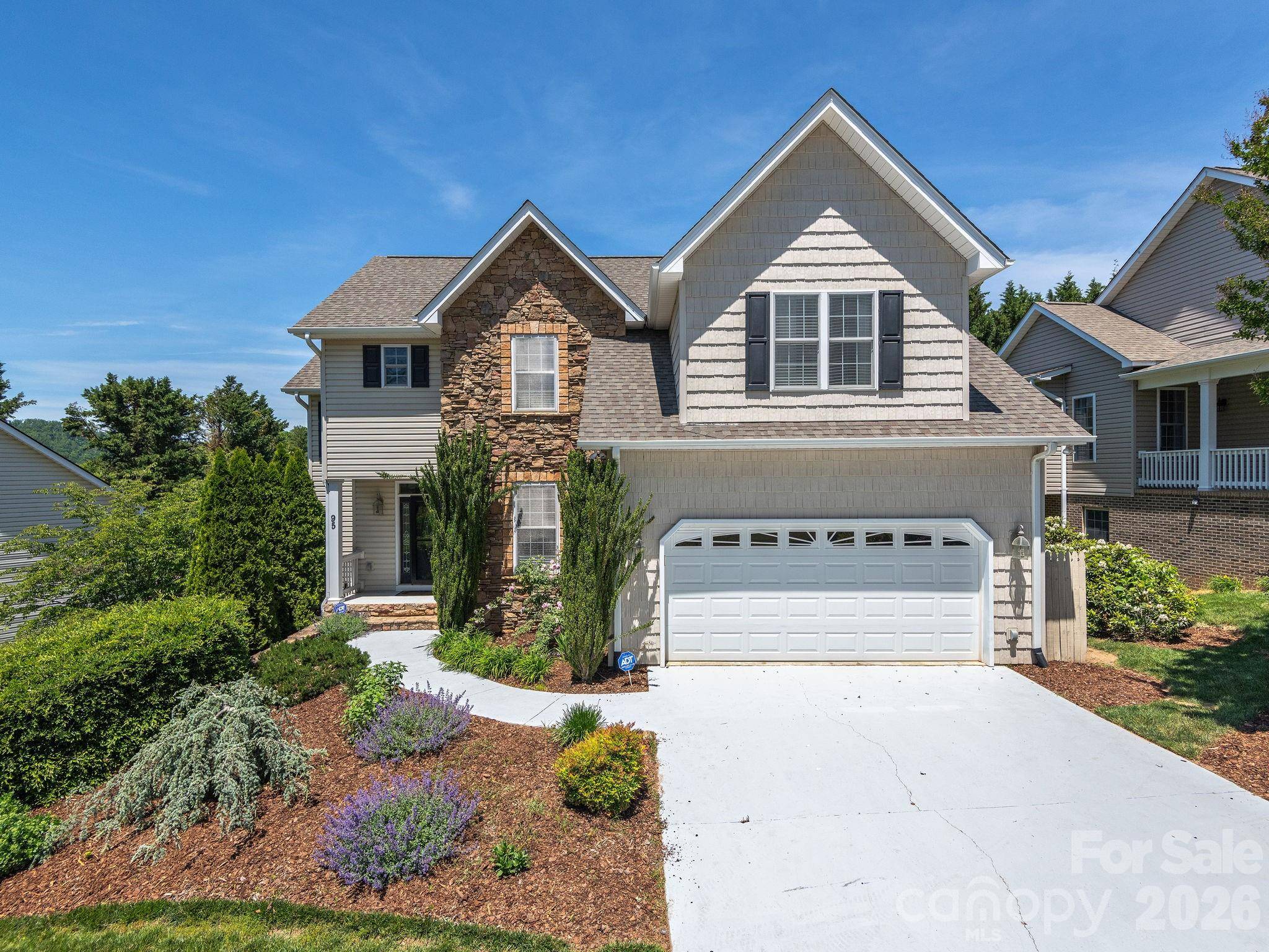 95 Driftstone CIR, Arden, NC 28704
