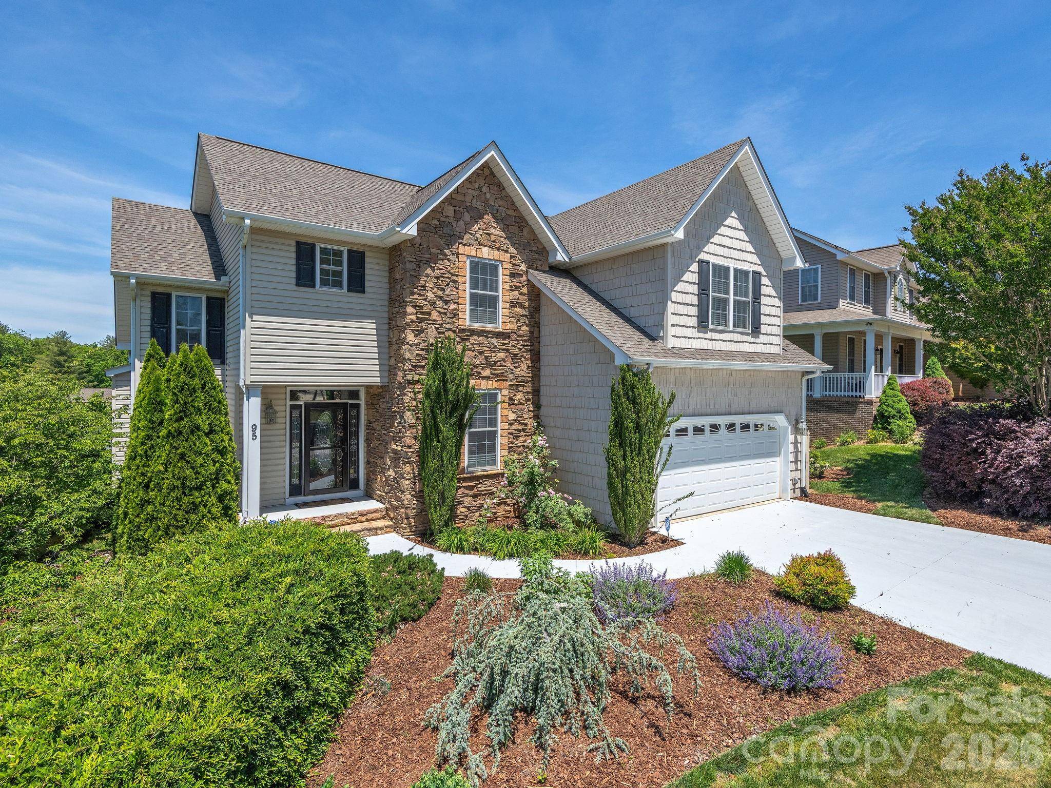 95 Driftstone CIR, Arden, NC 28704