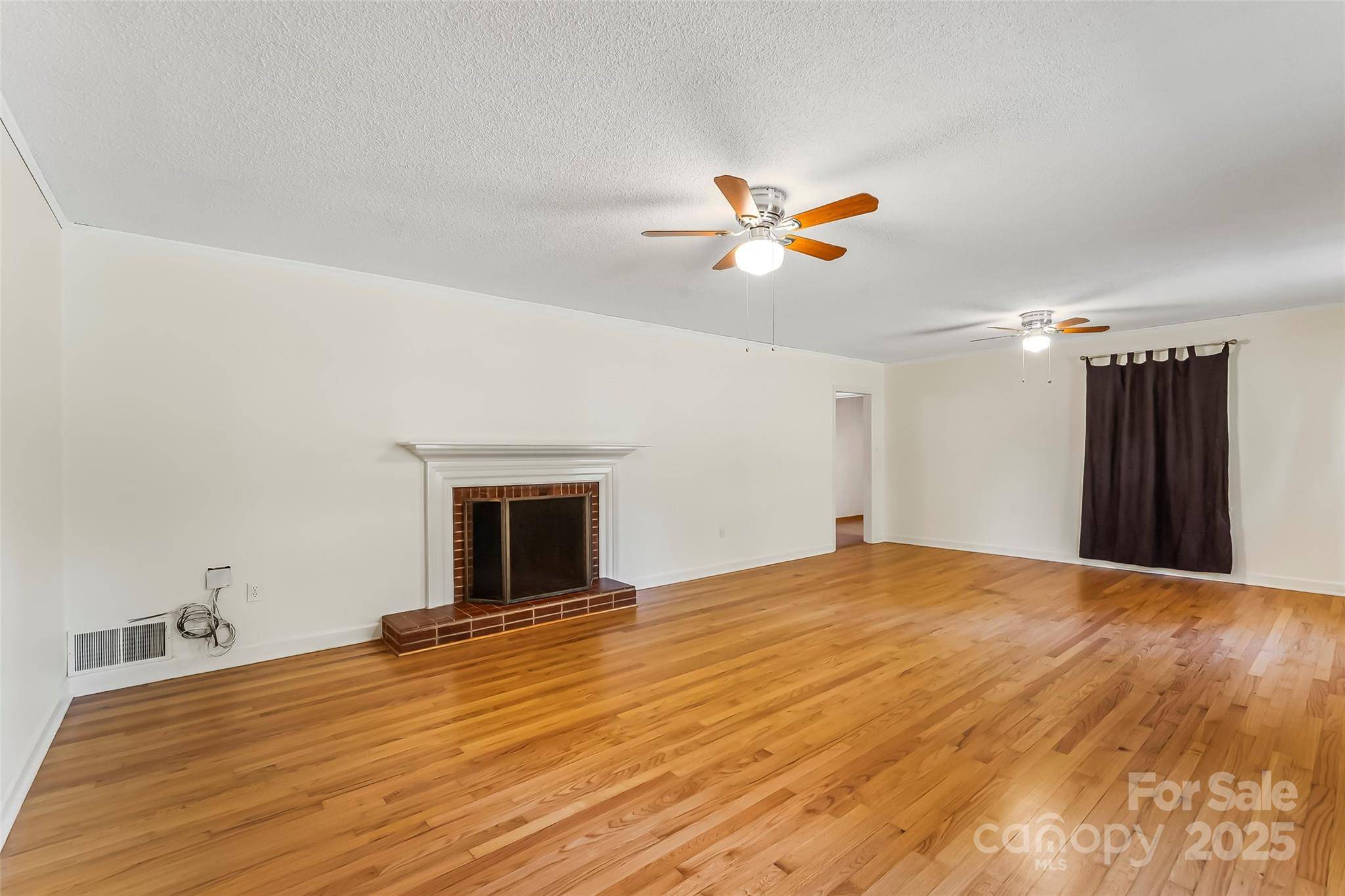 5325 US 70 HWY W, Marion, NC 28752