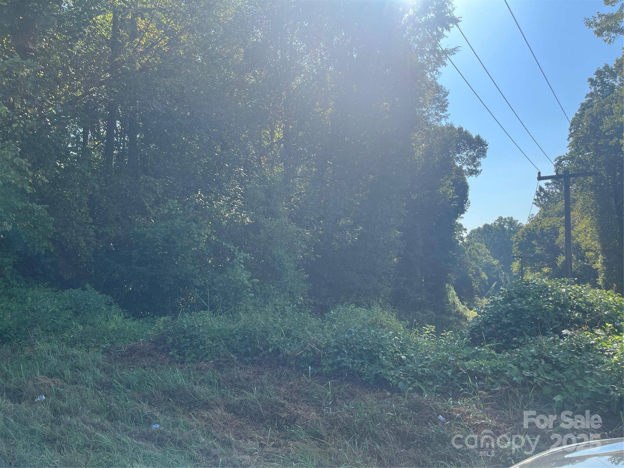 249, 250 E McDowell ST, Morganton, NC 28655