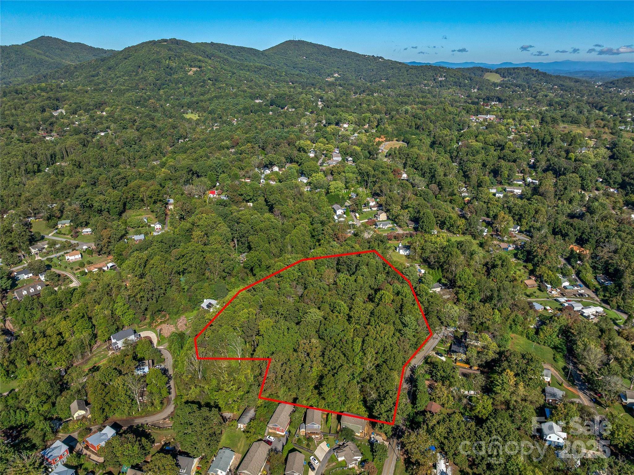 99999 Hi Alta AVE, Asheville, NC 28806