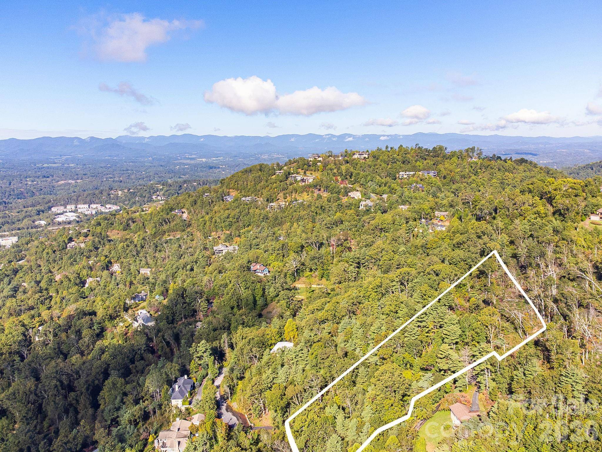 99999 Beaverbrook RD #2, Asheville, NC 28804