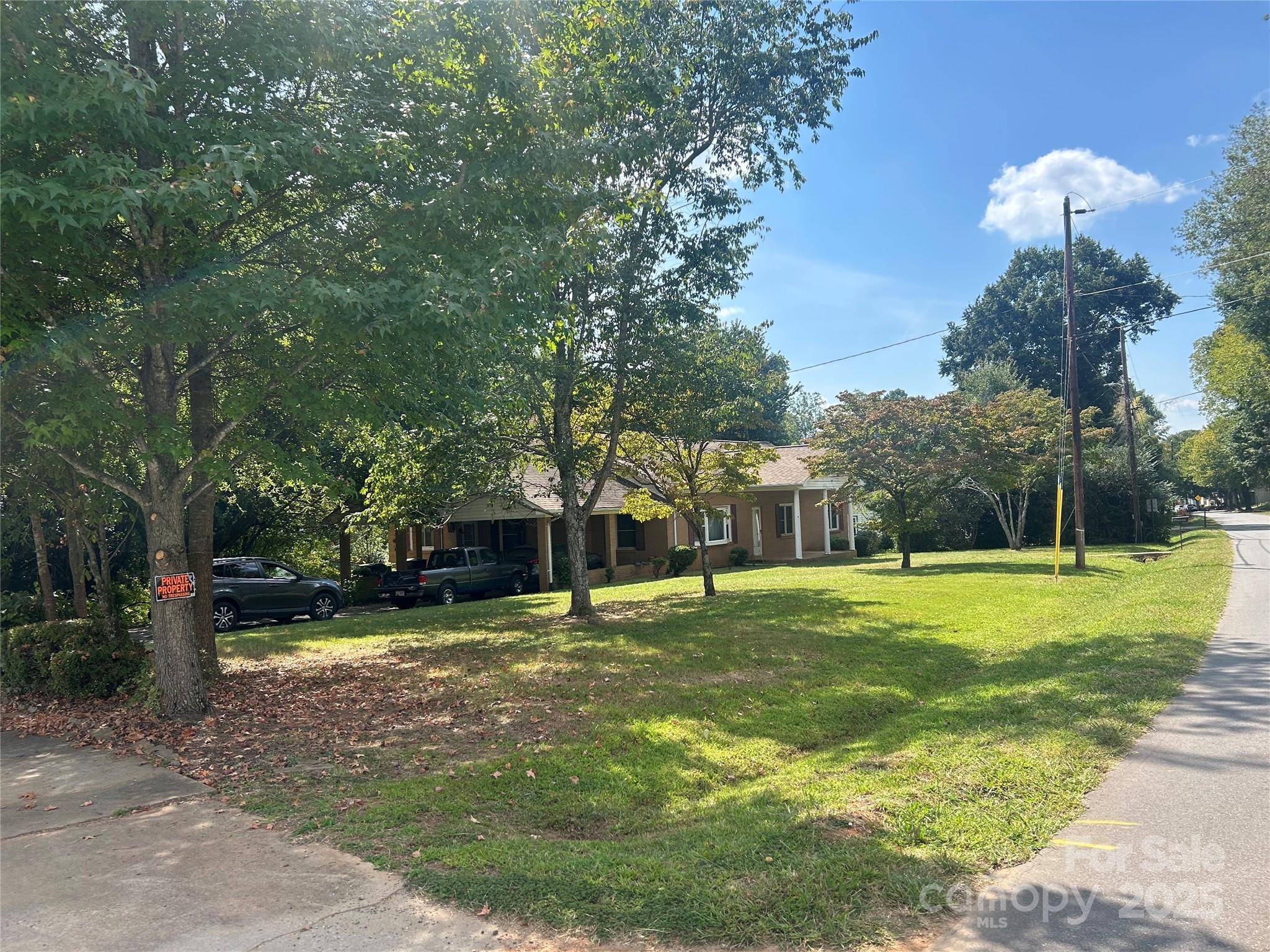 403 Catawba AVE, Davidson, NC 28036