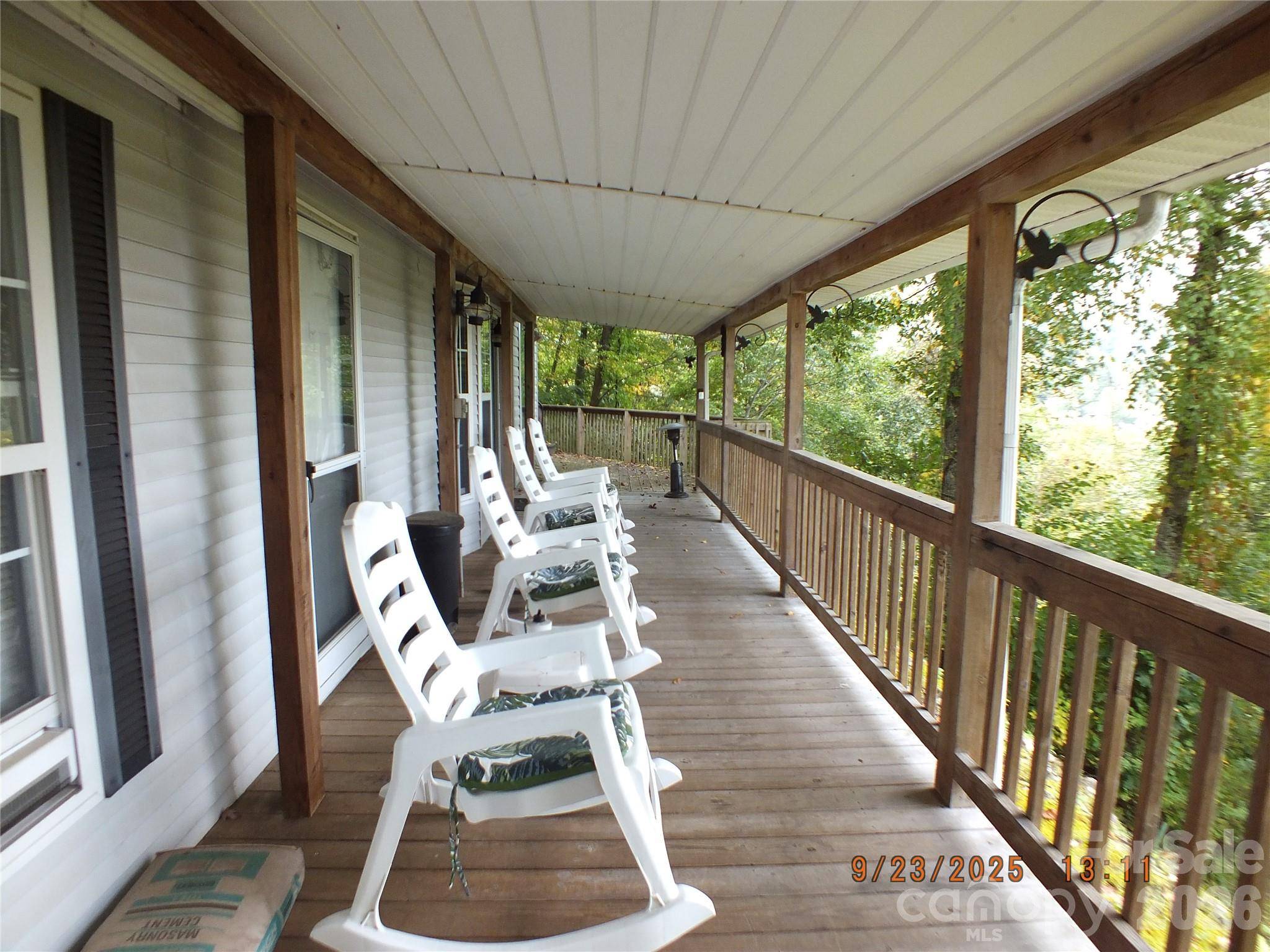 408 Whispering Winds RD, Waynesville, NC 28785