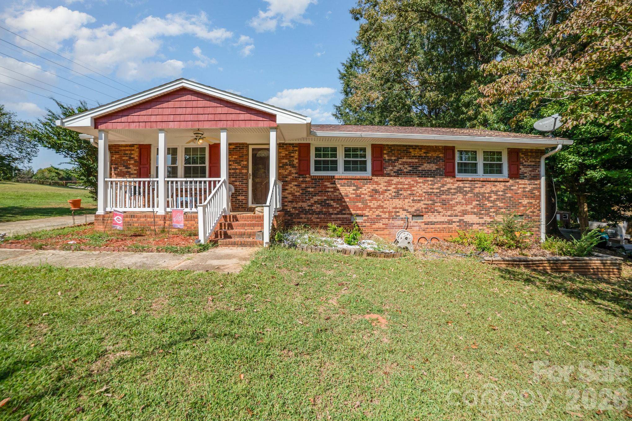 801 Windwood DR, Gastonia, NC 28056