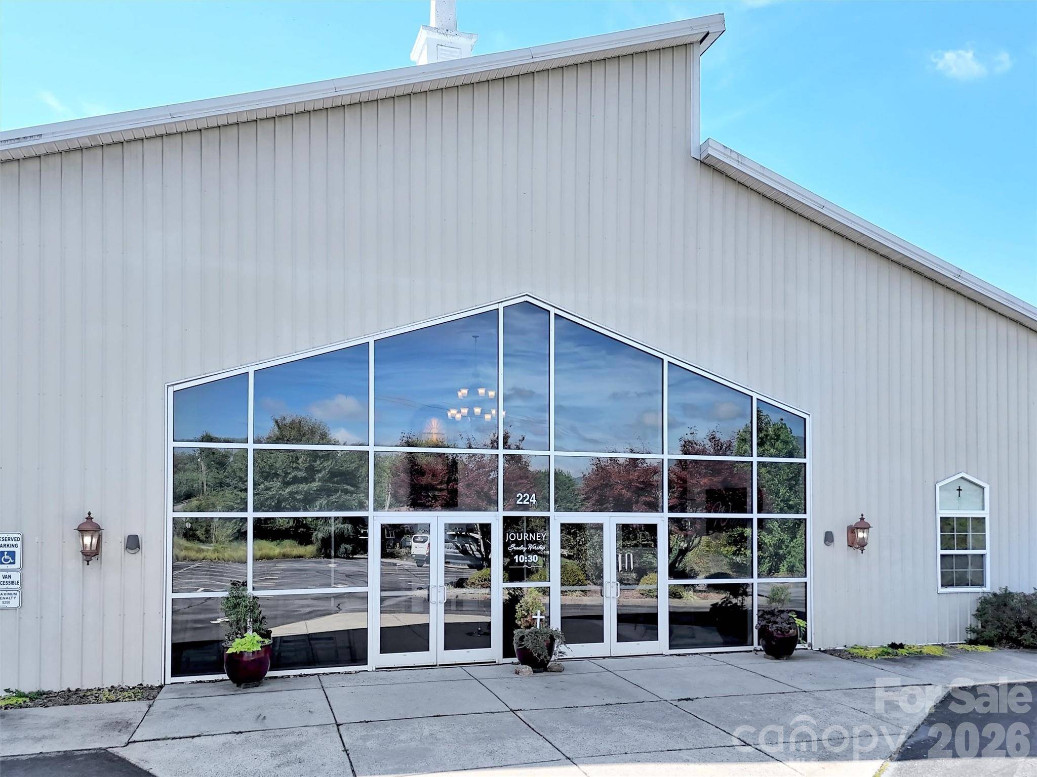 224 Barber Hill DR, Waynesville, NC 28786