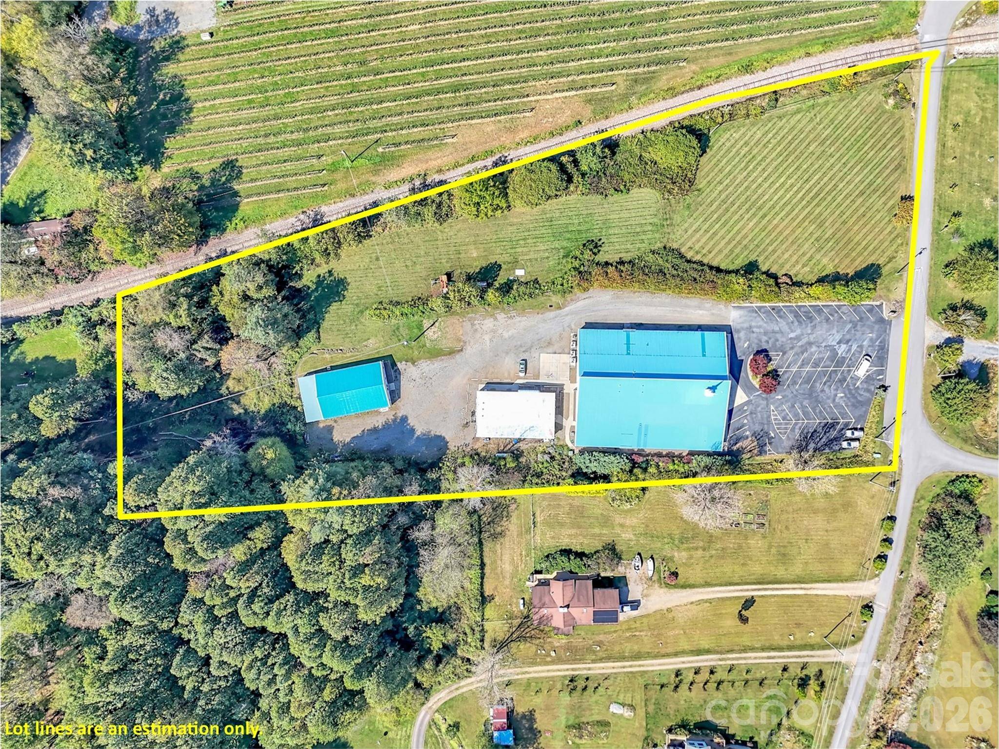 224 Barber Hill DR, Waynesville, NC 28786