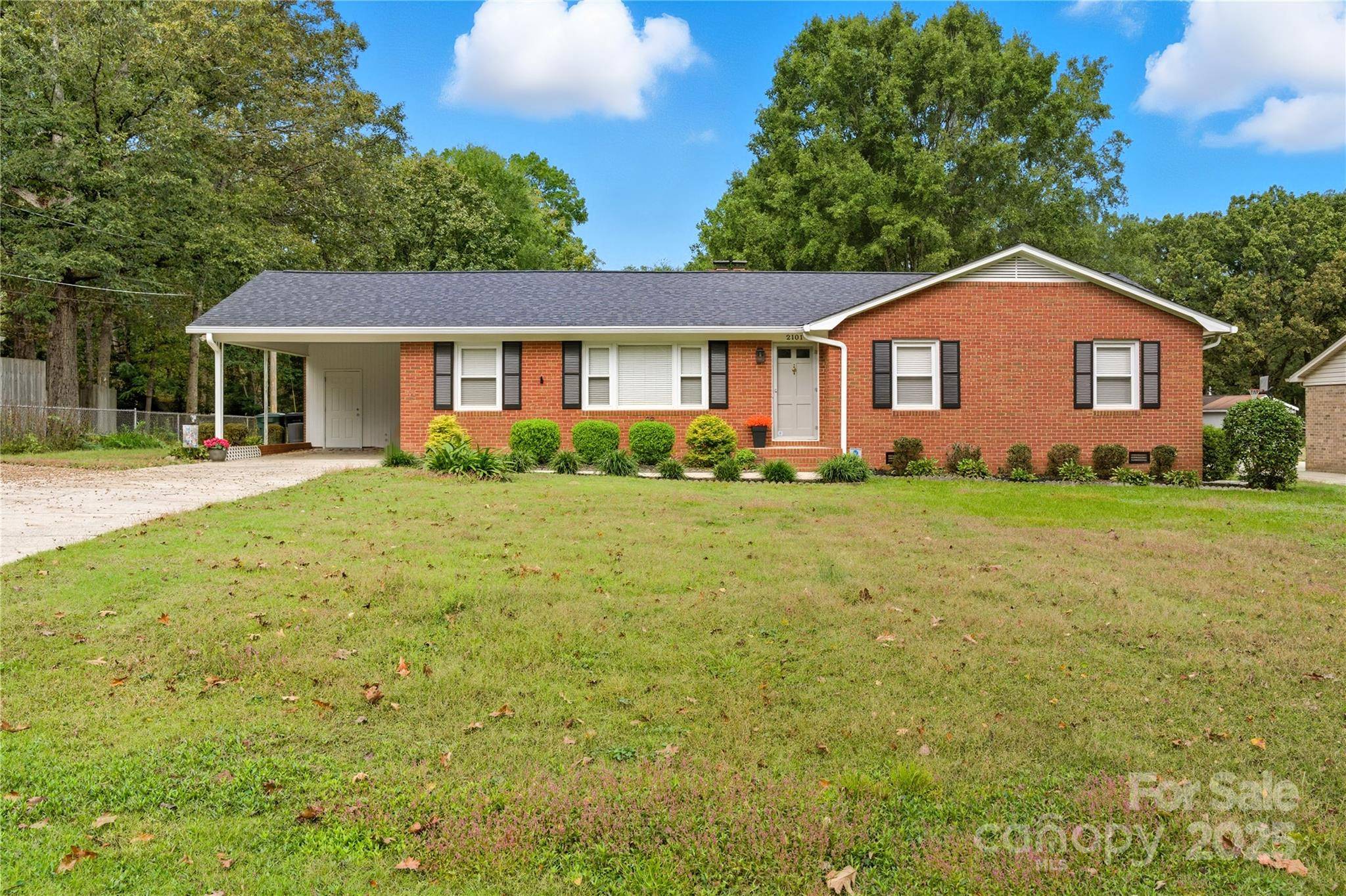 2101 Shady LN, Monroe, NC 28110