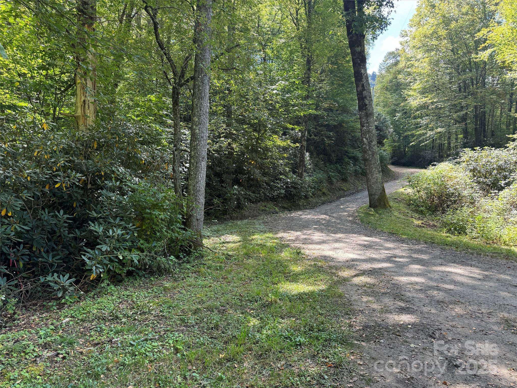 2 Black Rock RD, Cherokee, NC 28779