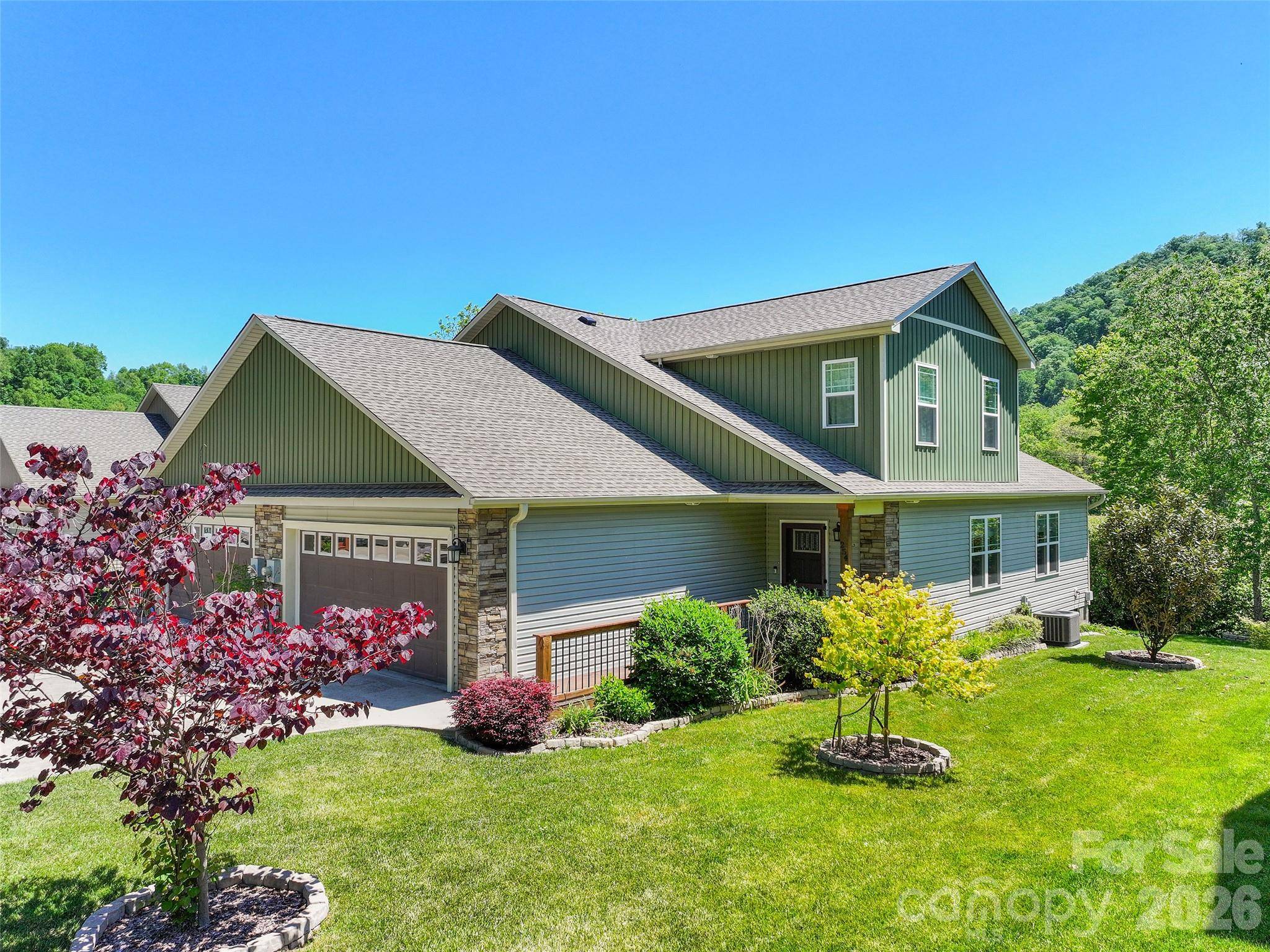 254 February LN, Waynesville, NC 28785