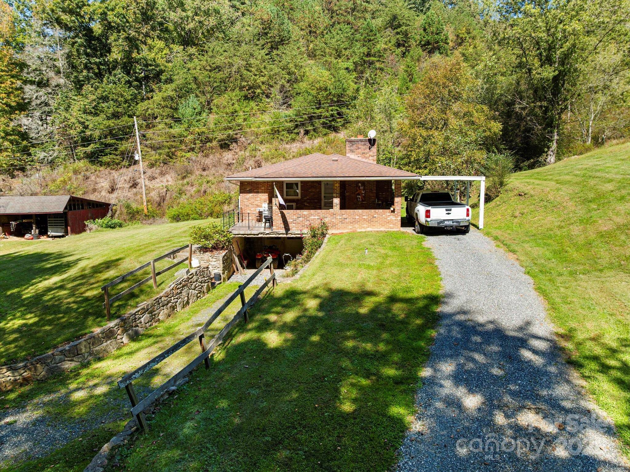 1623 Ammons Branch RD, Marshall, NC 28753