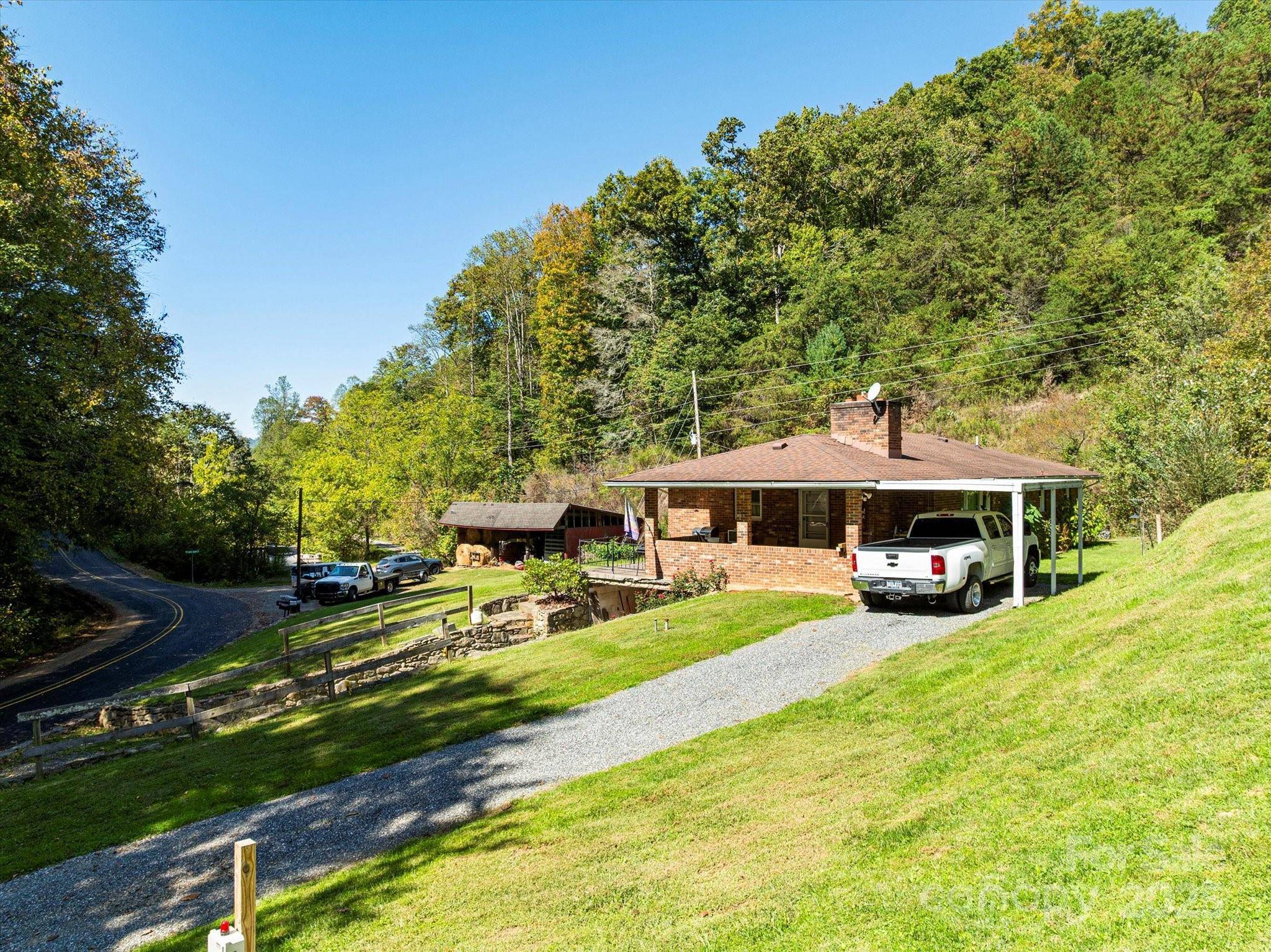 1623 Ammons Branch RD, Marshall, NC 28753
