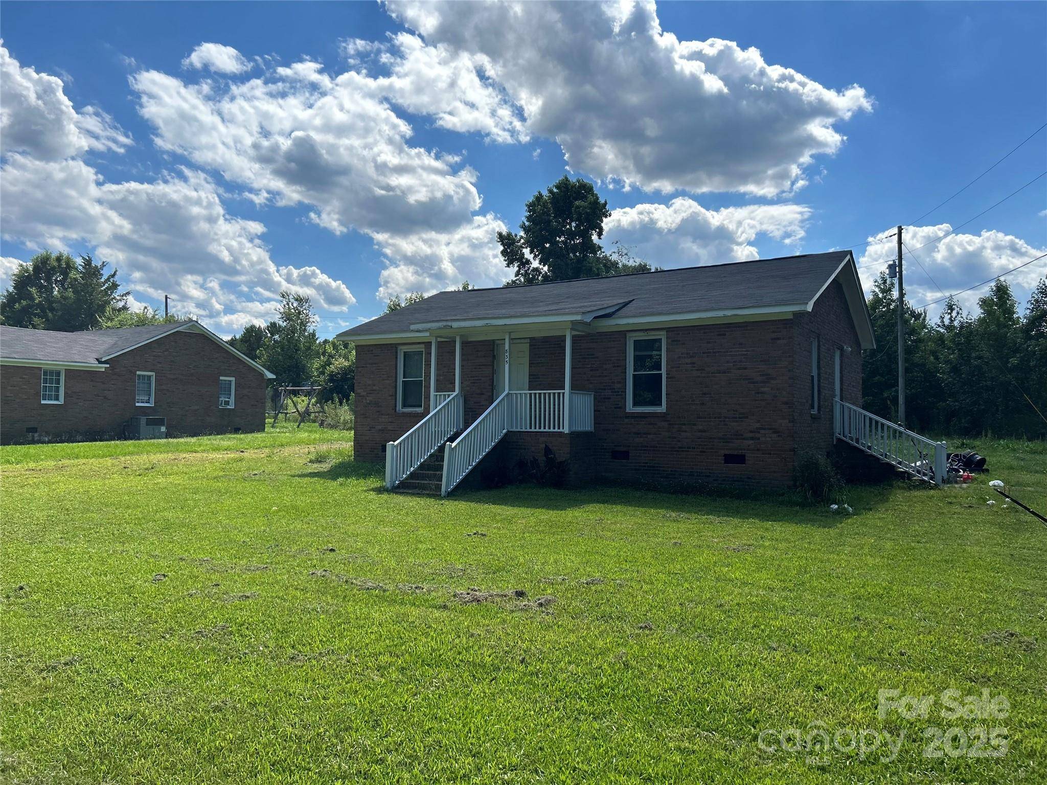 835 & 837 Sikes Mill RD, Monroe, NC 28110