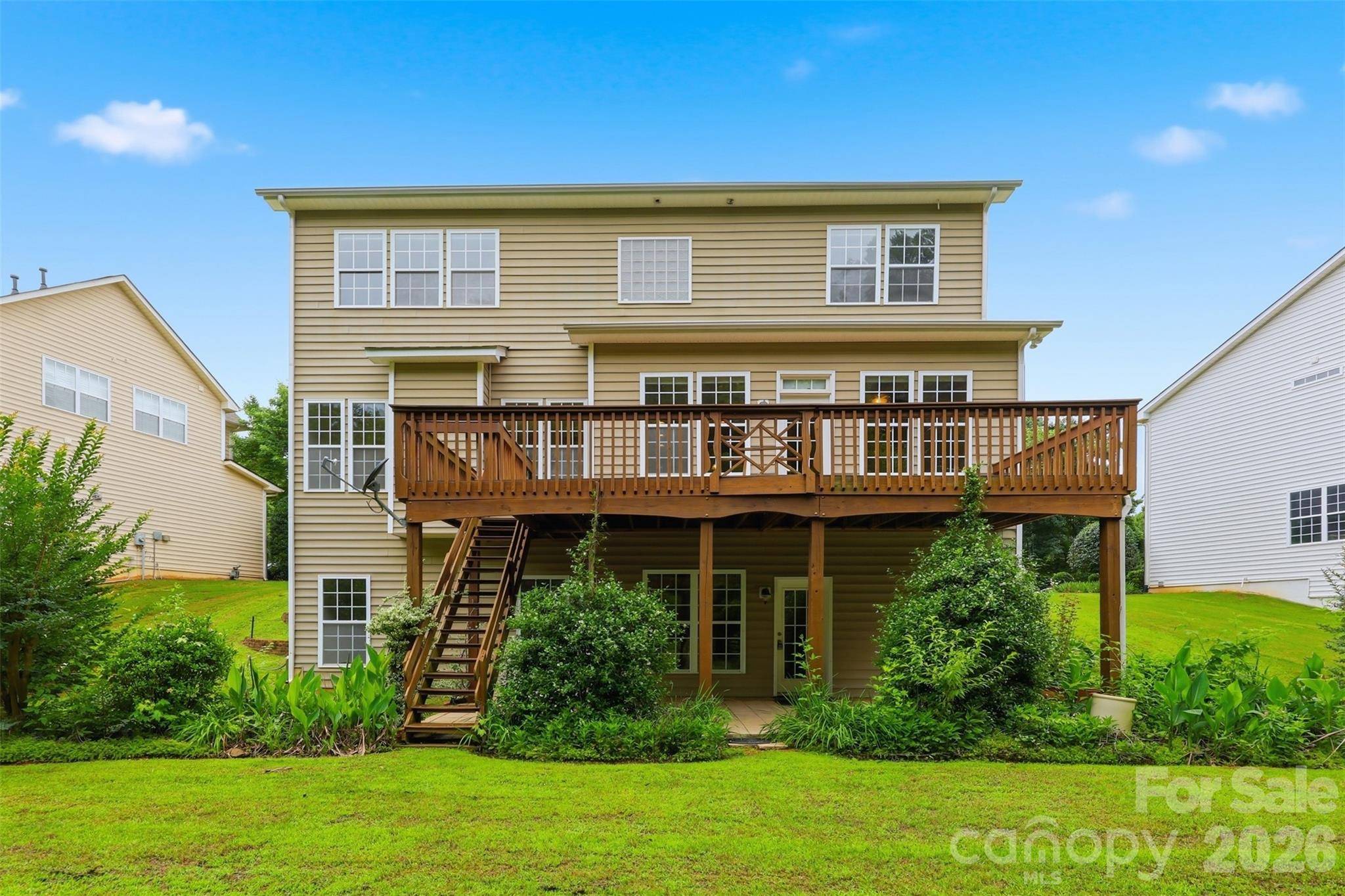 878 Treasure CT, Fort Mill, SC 29708