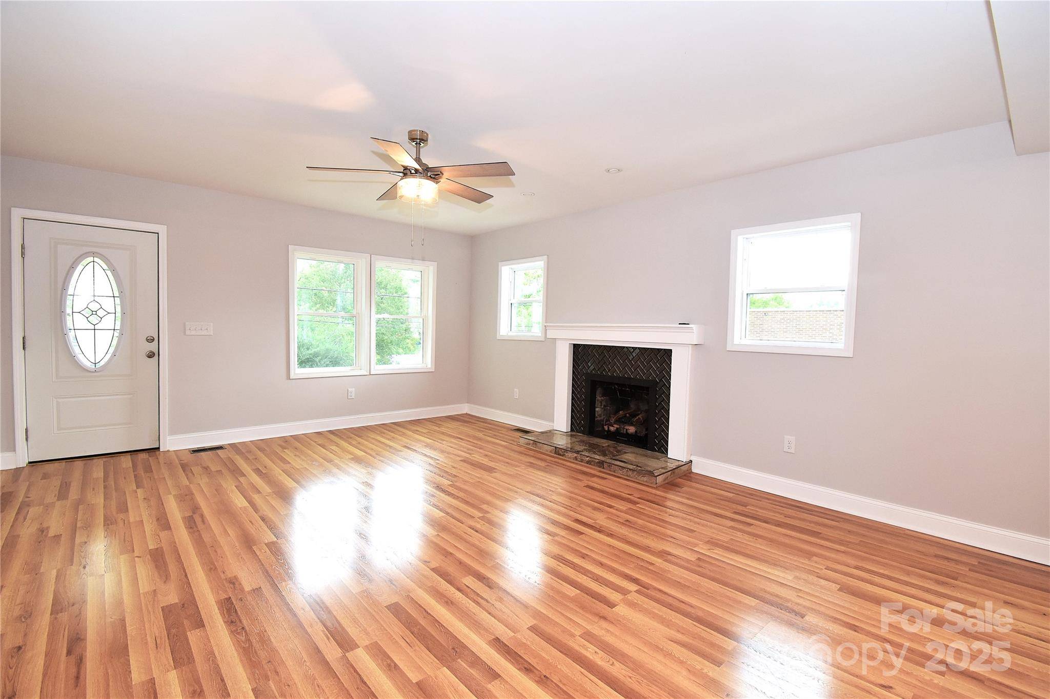 223 N Main ST, Canton, NC 28716