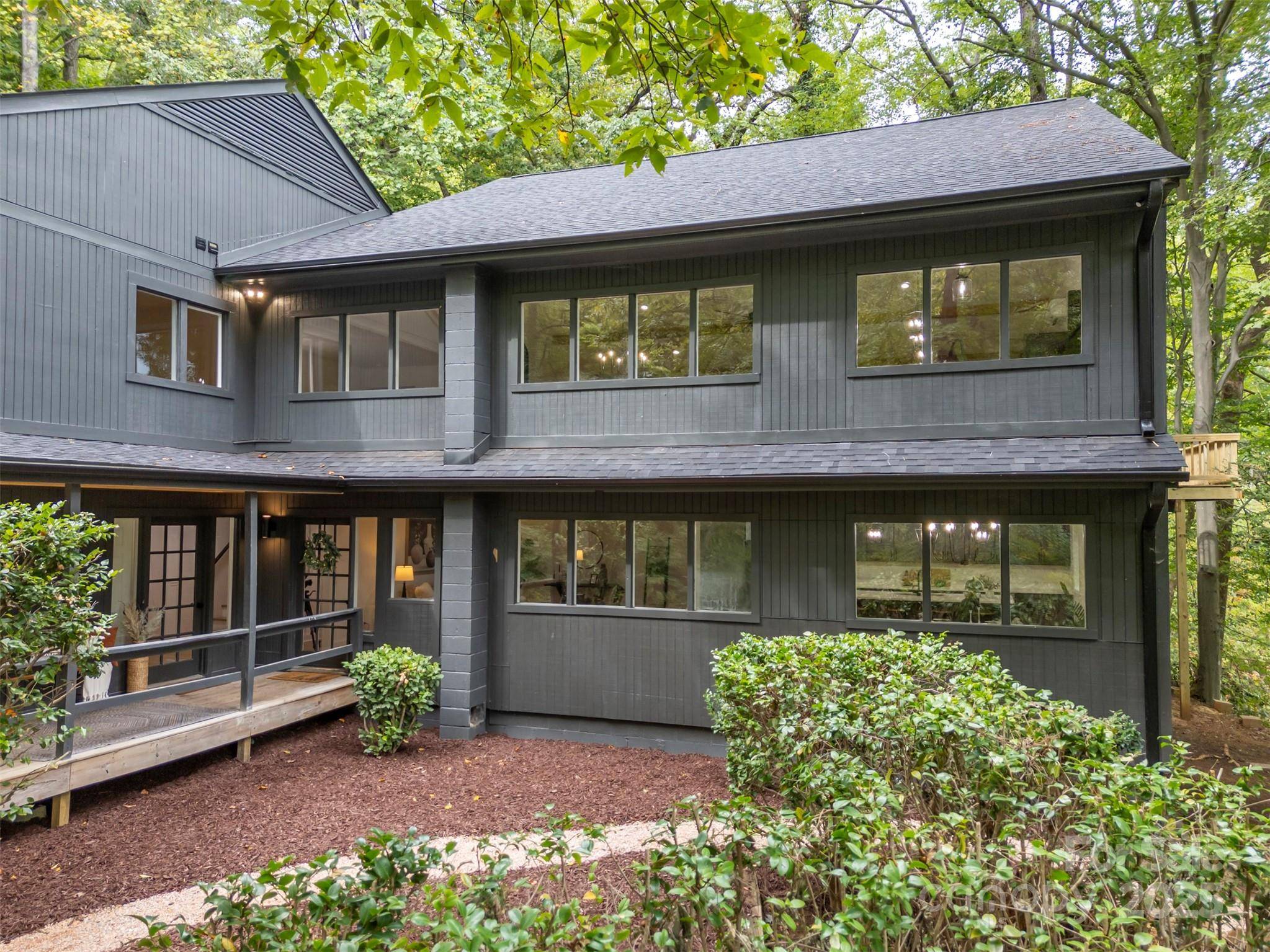 160 Lasae LN, Tryon, NC 28782