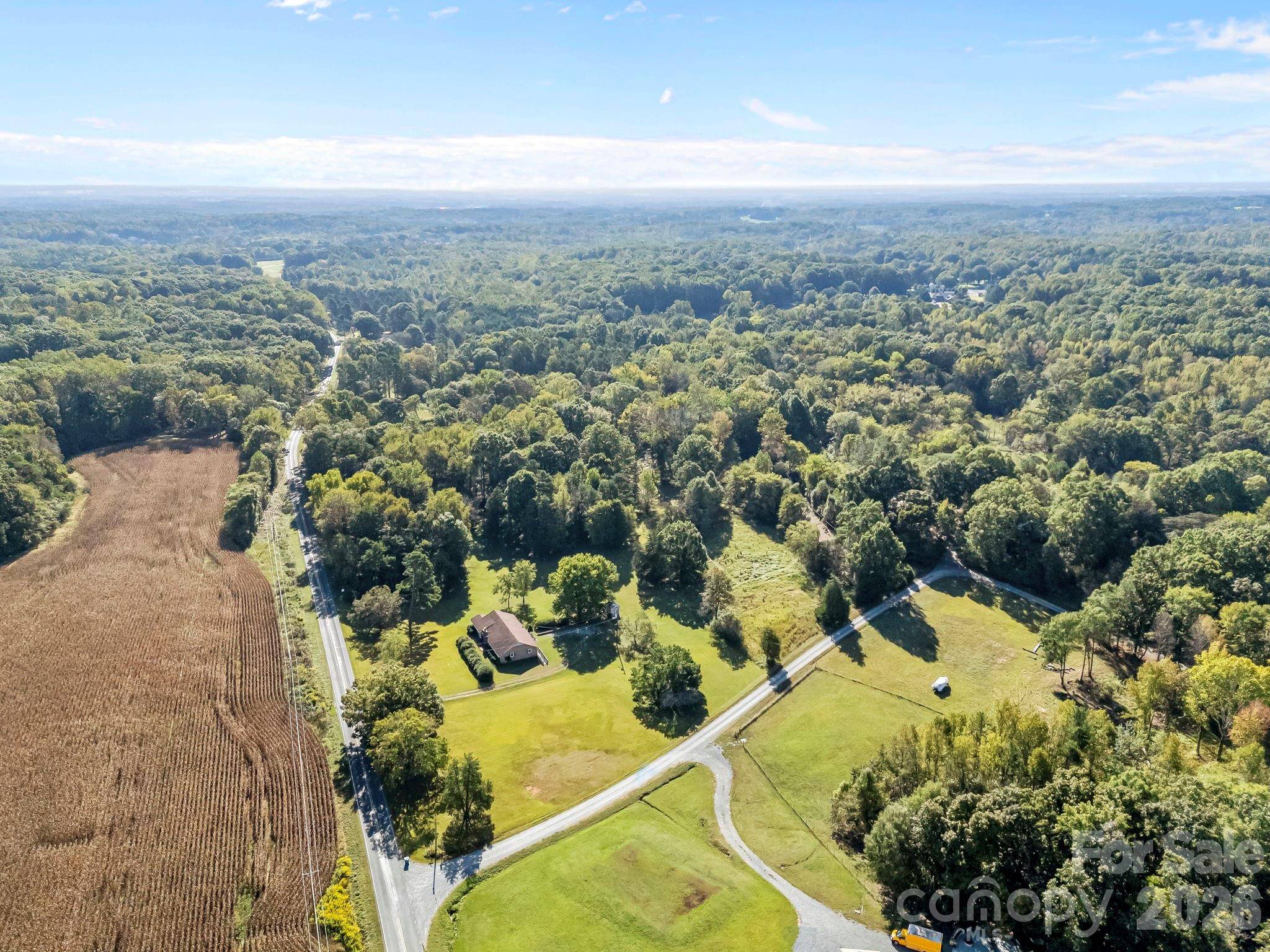 945 Alvin Hough RD, Midland, NC 28107