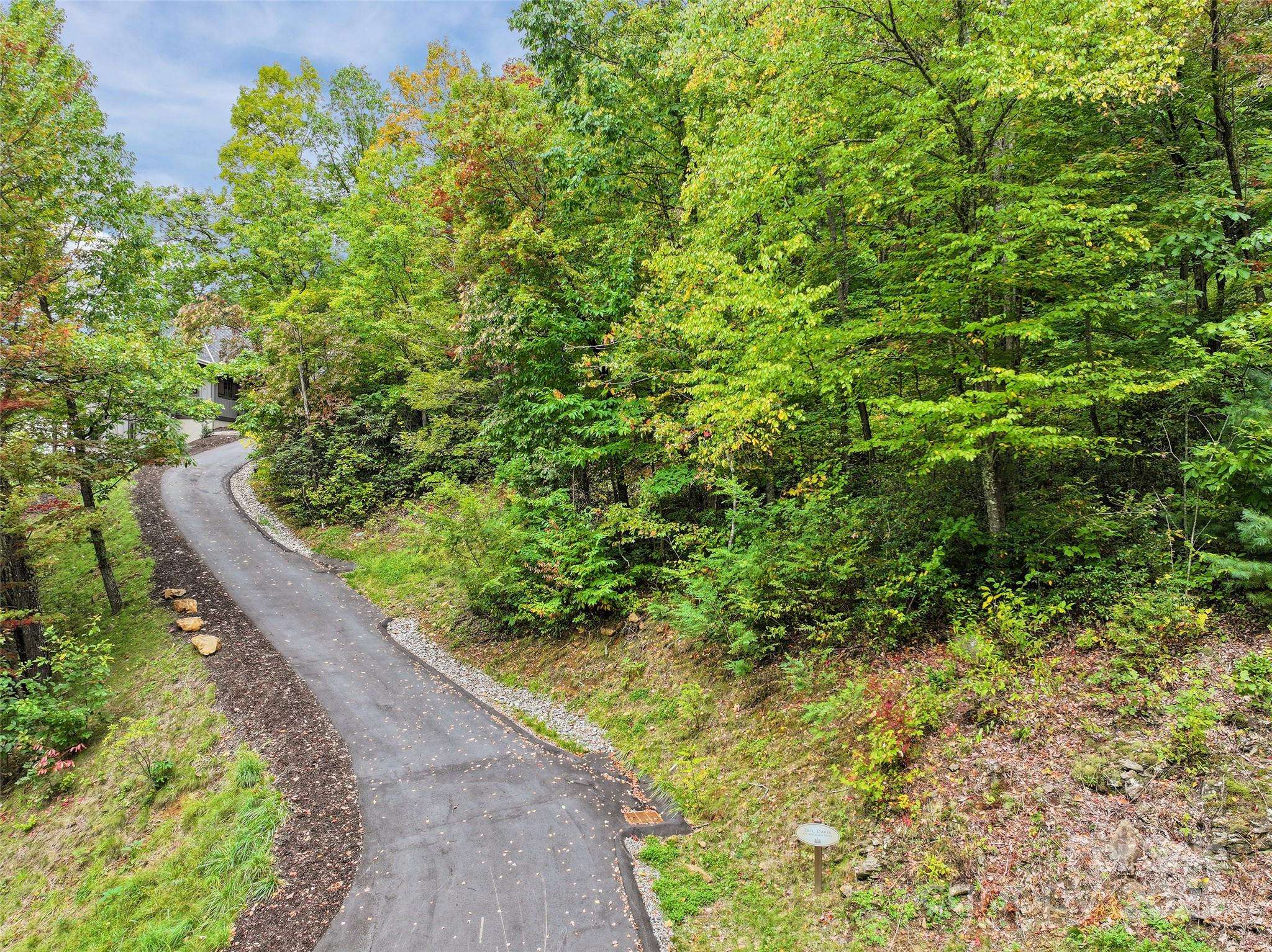 621 Macallan DR #320, Waynesville, NC 28786
