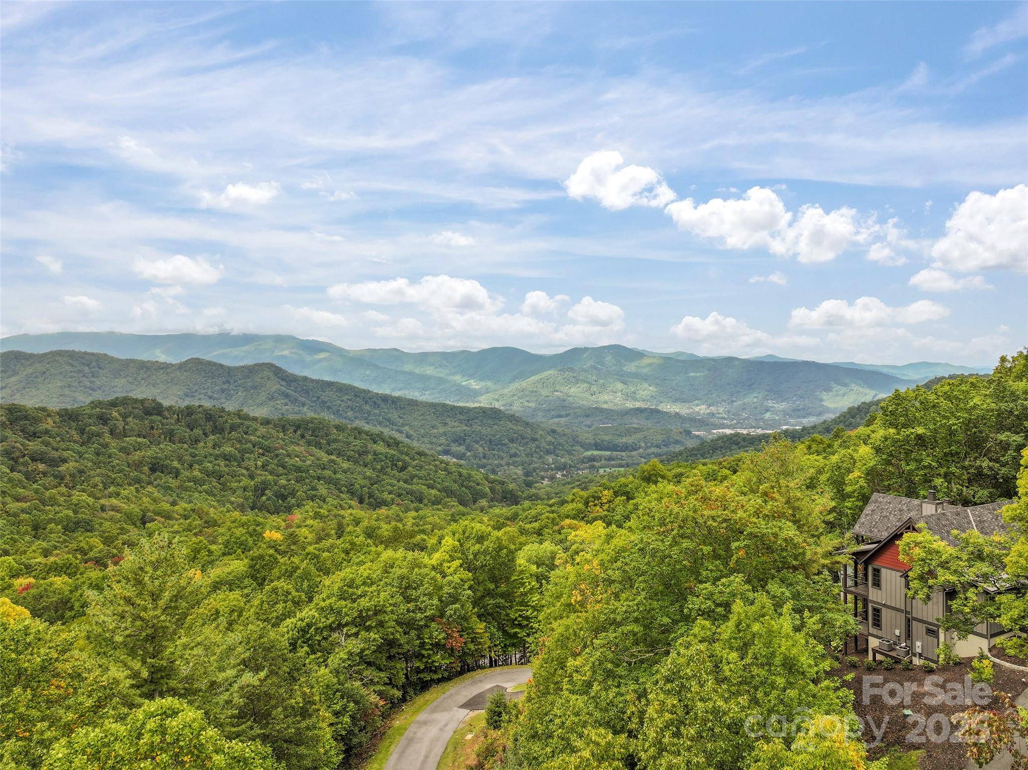 621 Macallan DR #320, Waynesville, NC 28786