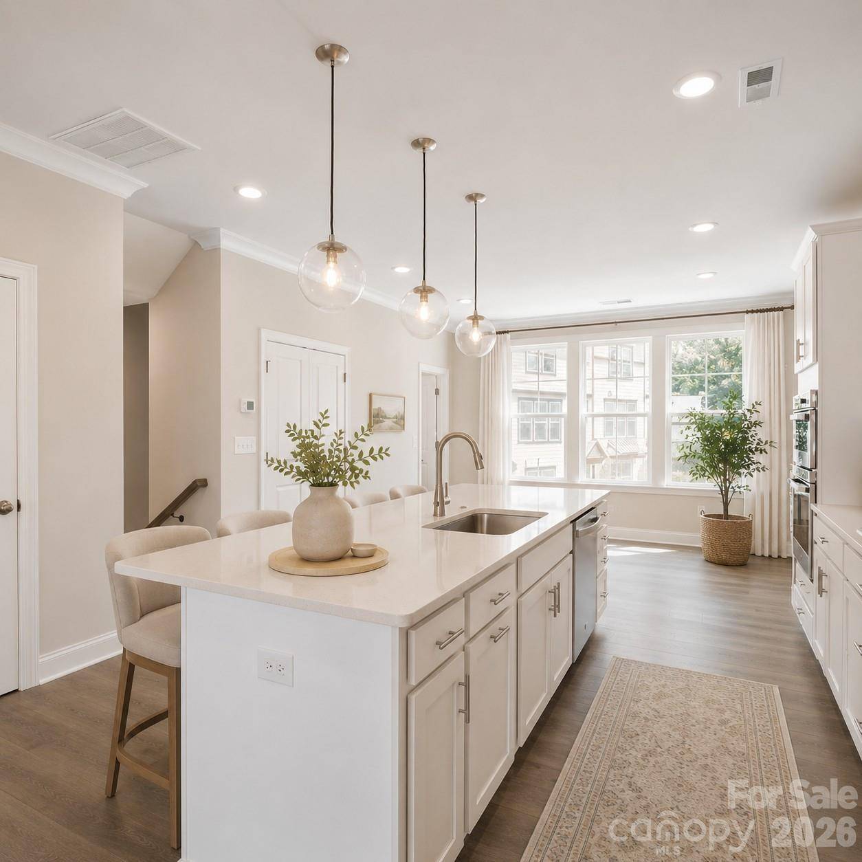 4028 Hidden Oaks DR, Charlotte, NC 28205