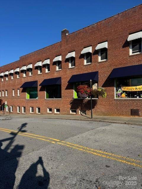 201 N Main ST, Hendersonville, NC 28739