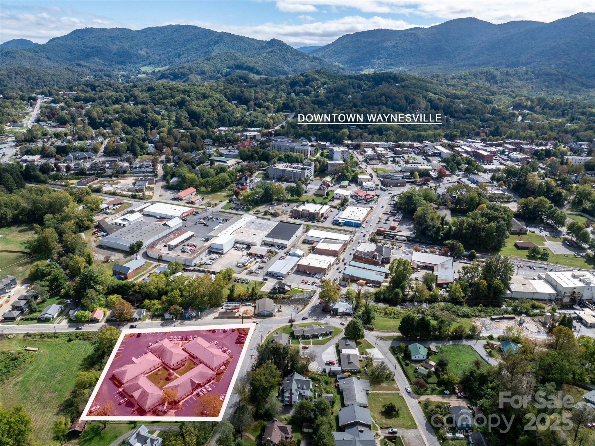 367 Dellwood City RD, Waynesville, NC 28786