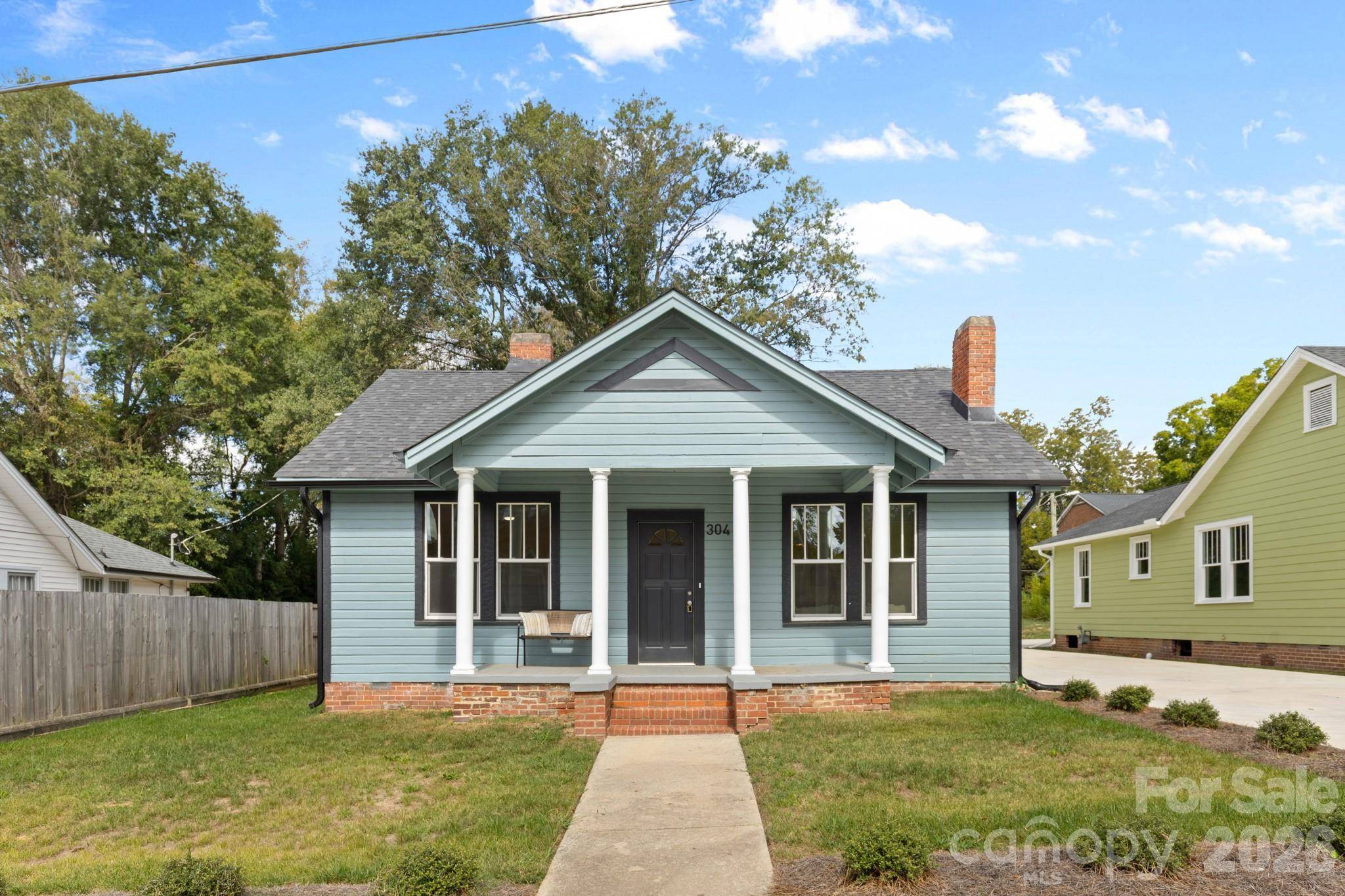 304 W Gay ST, Lancaster, SC 29720