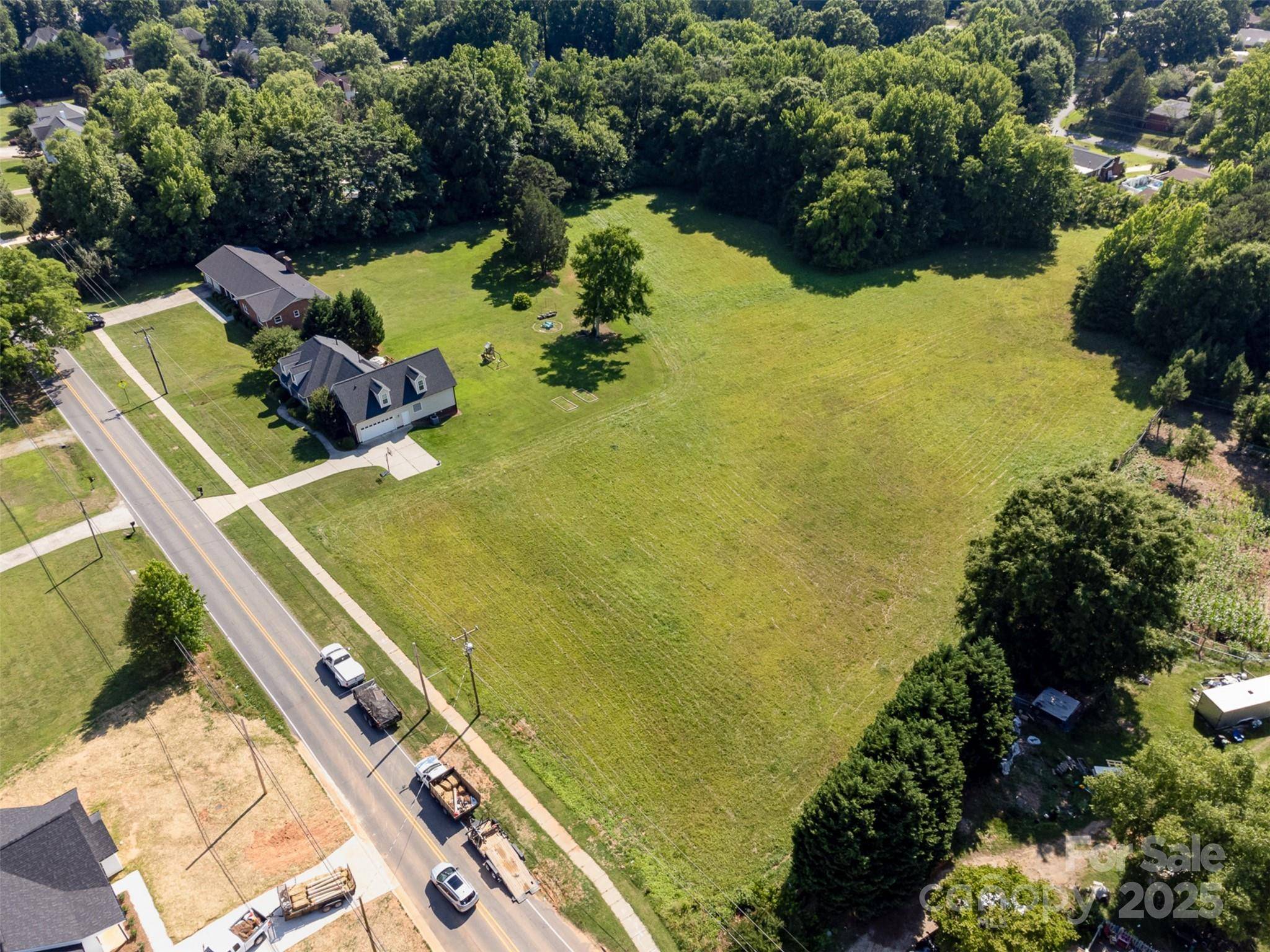 1410 Oakwood AVE, Kannapolis, NC 28081