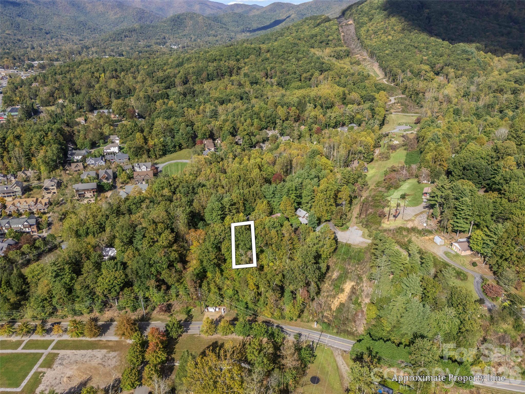 6 Whitman LN, Black Mountain, NC 28711