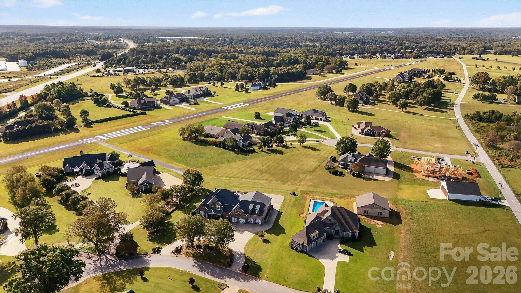 1004 Brockman RD, Greer, SC 29651