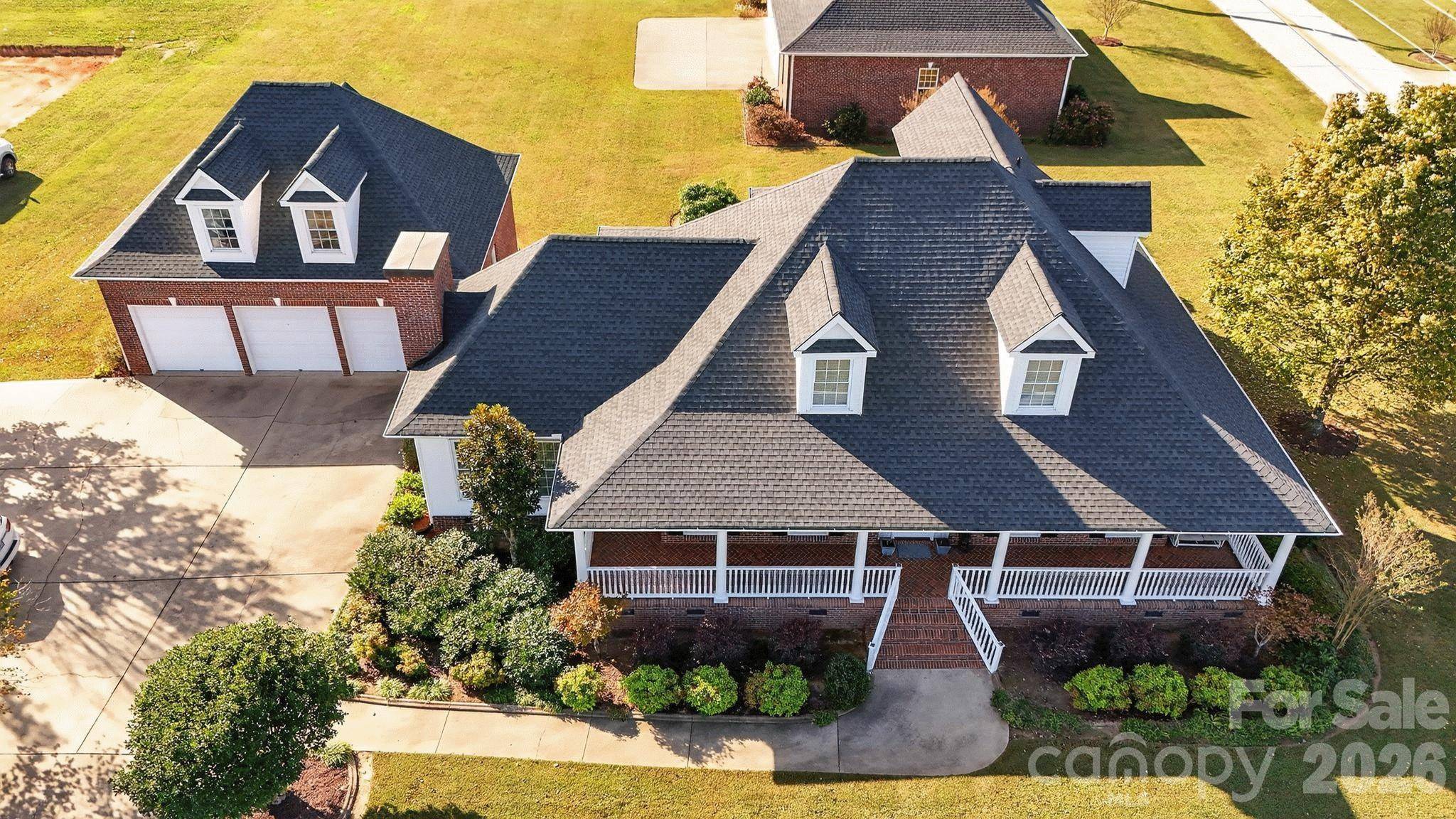 1004 Brockman RD, Greer, SC 29651