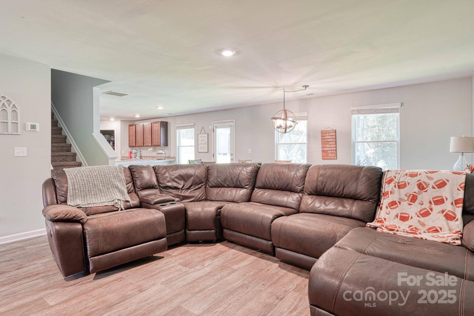 1281 Twin Bridge RD, Gaffney, SC 29341
