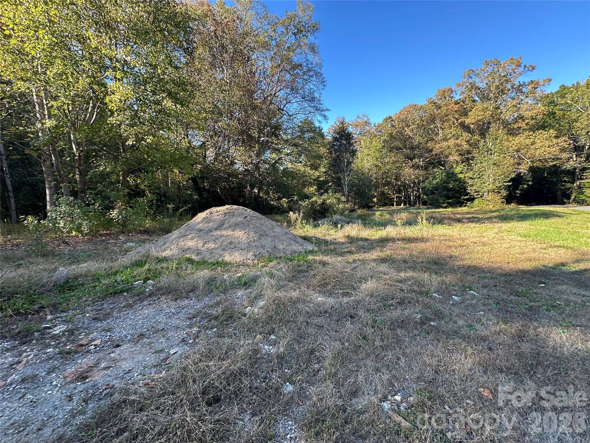 00 Courtney- Huntsville RD #2, Yadkinville, NC 27055