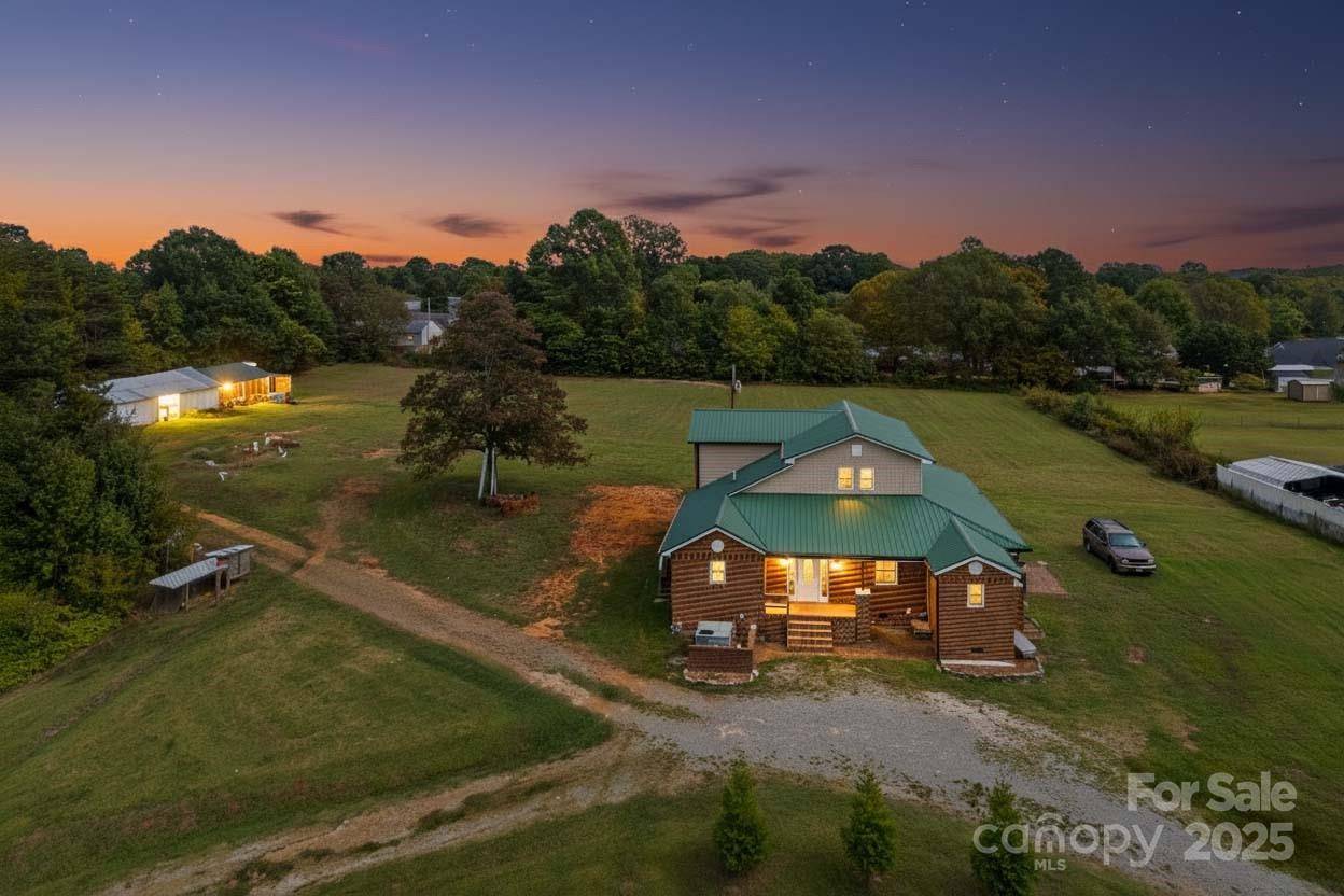 106 Emlee ST, Lexington, NC 27295