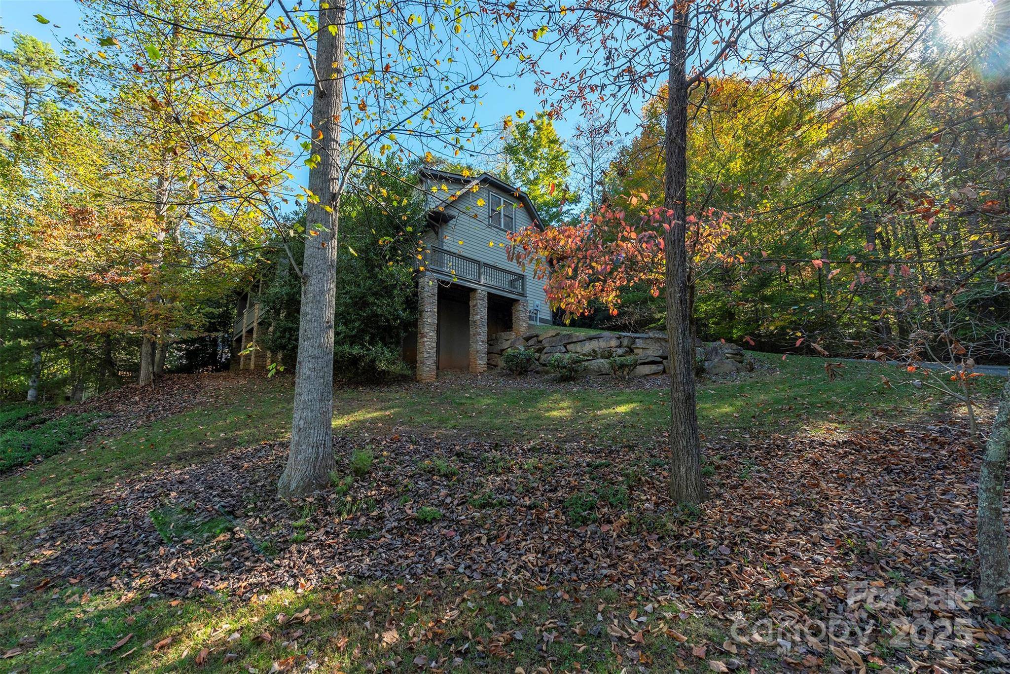 4 Yellow Owl CT, Biltmore Lake, NC 28715