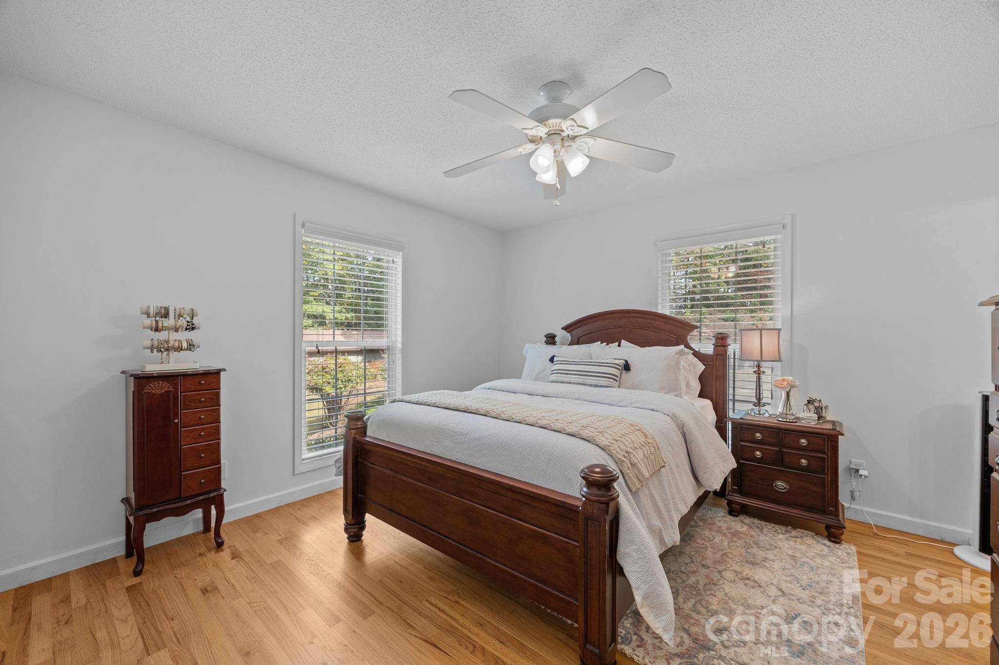 124 Lytle Cove RD, Swannanoa, NC 28778