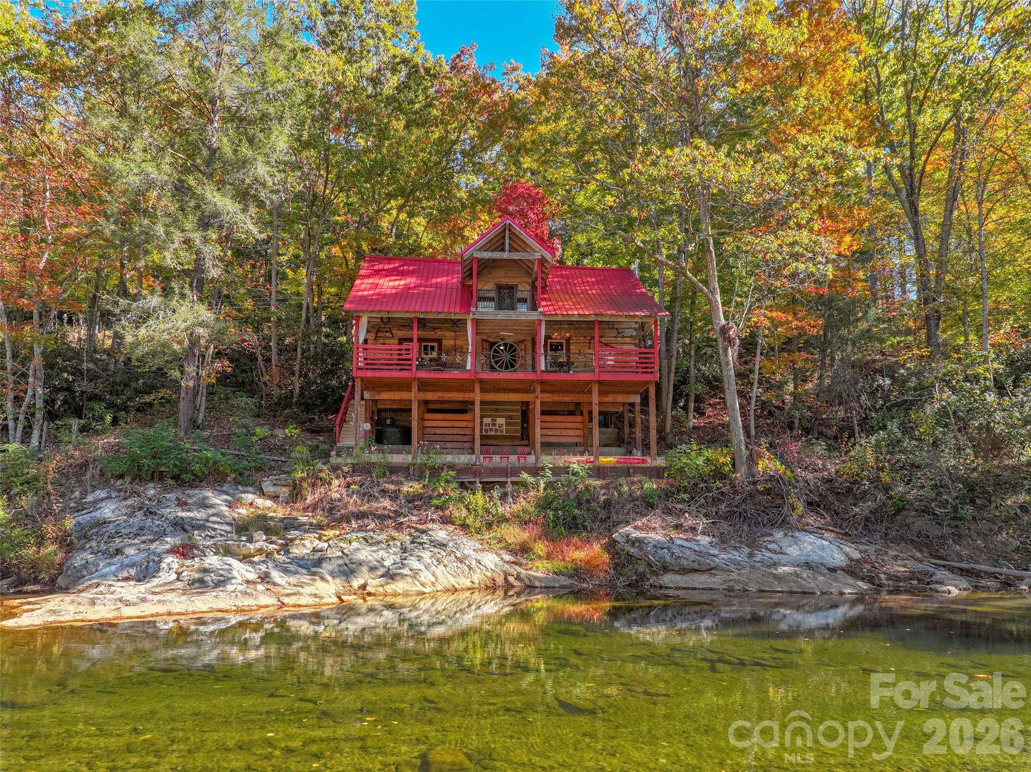 996 HALLS CHAPEL RD, Burnsville, NC 28714