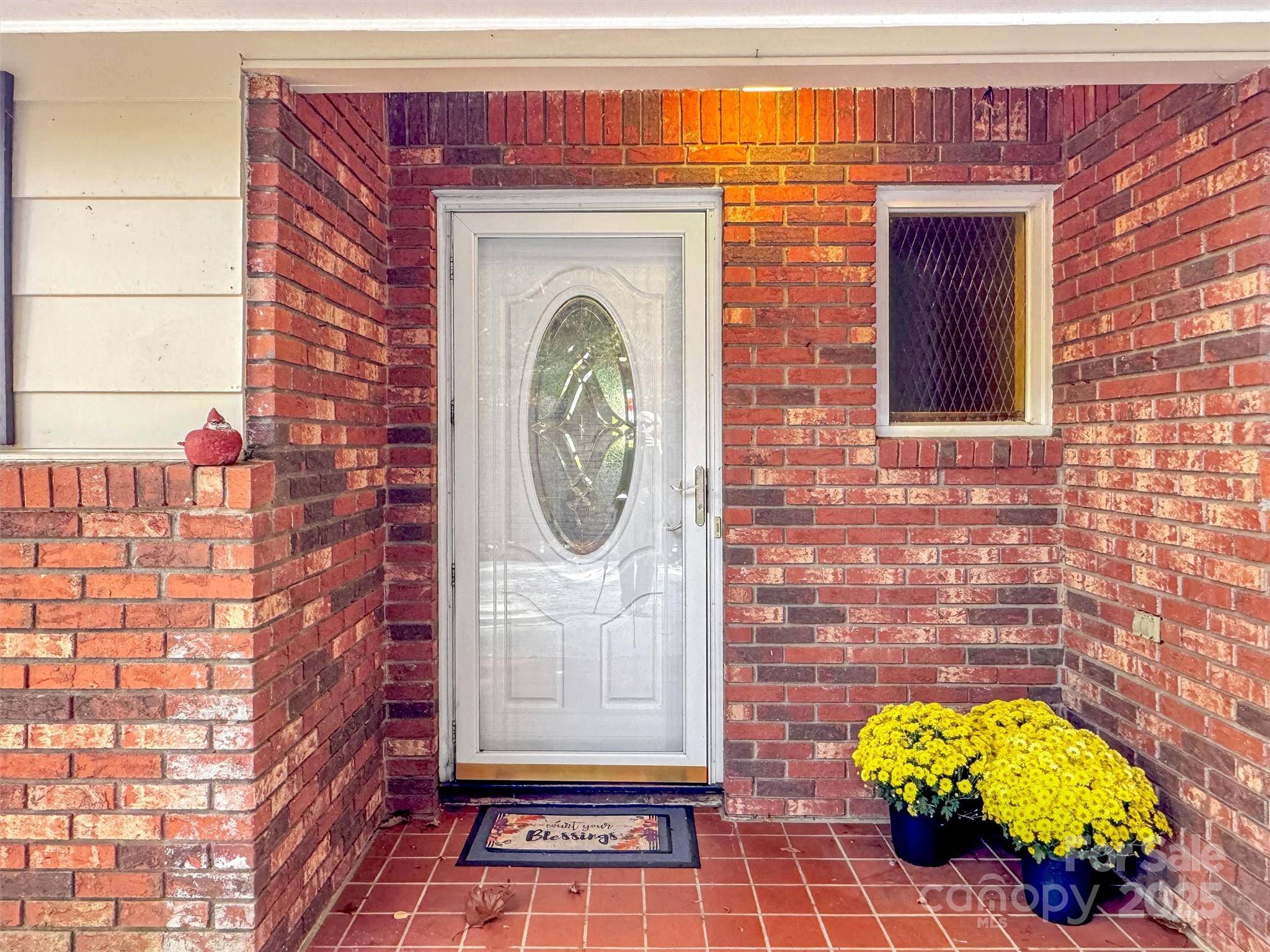 930 Scenic CIR, Waynesville, NC 28786