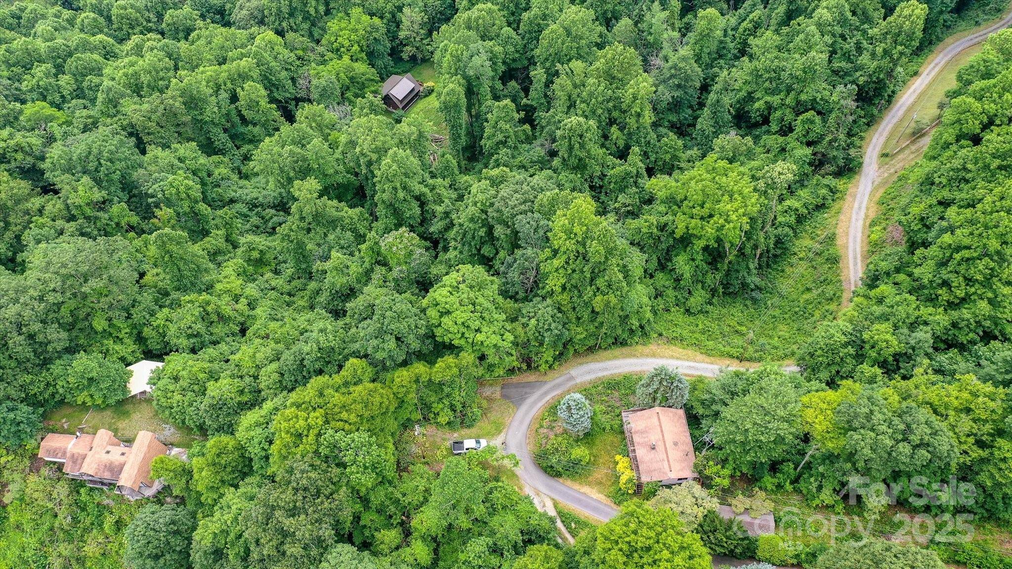 99999 Secluded Valley RD, Marshall, NC 28743
