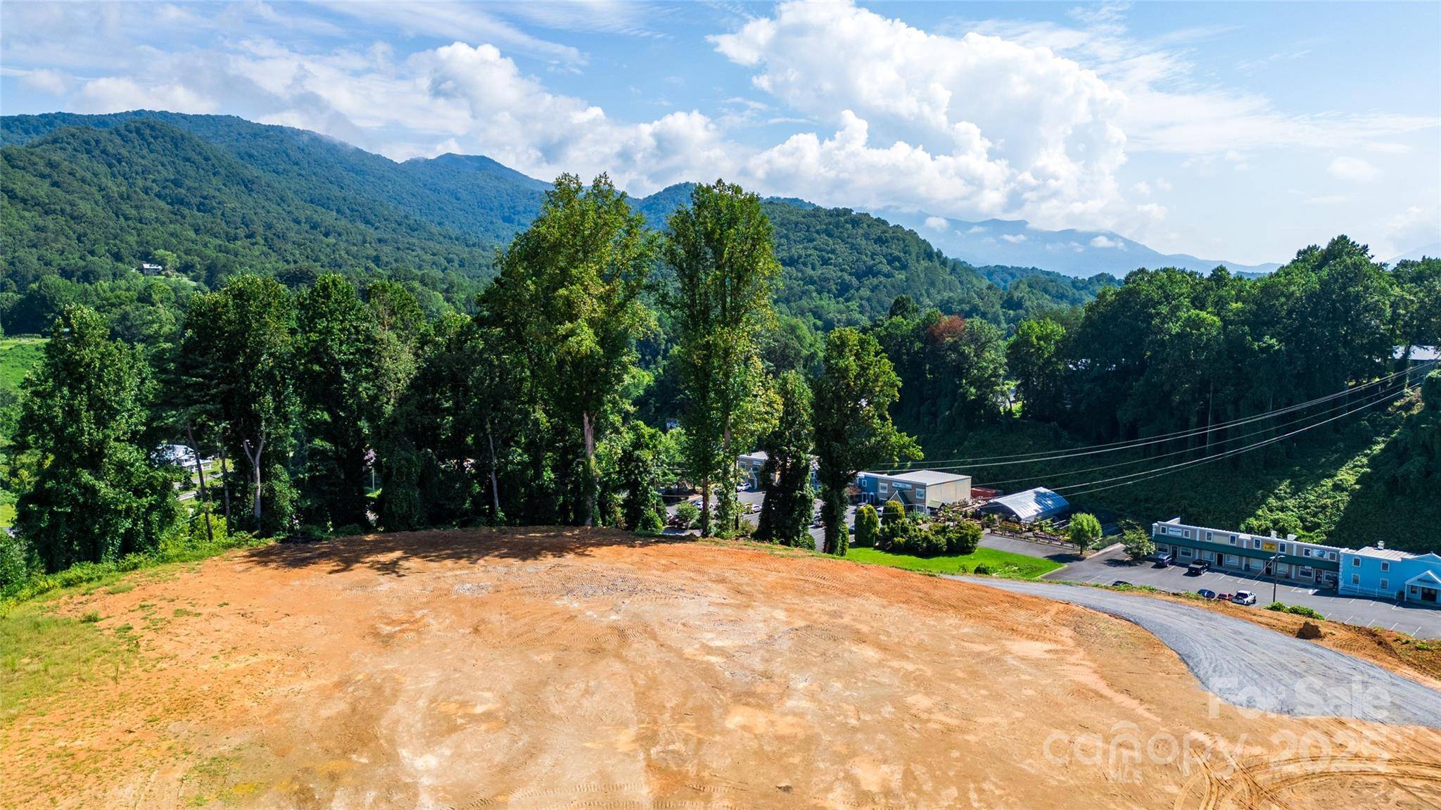 115 Haywood RD, Dillsboro, NC 28725