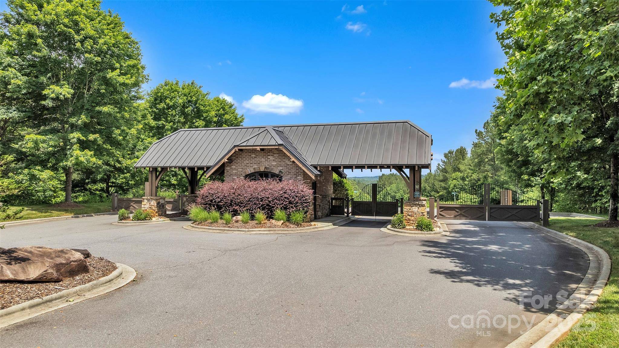 110 Glass Water PT NW #71, Morganton, NC 28655