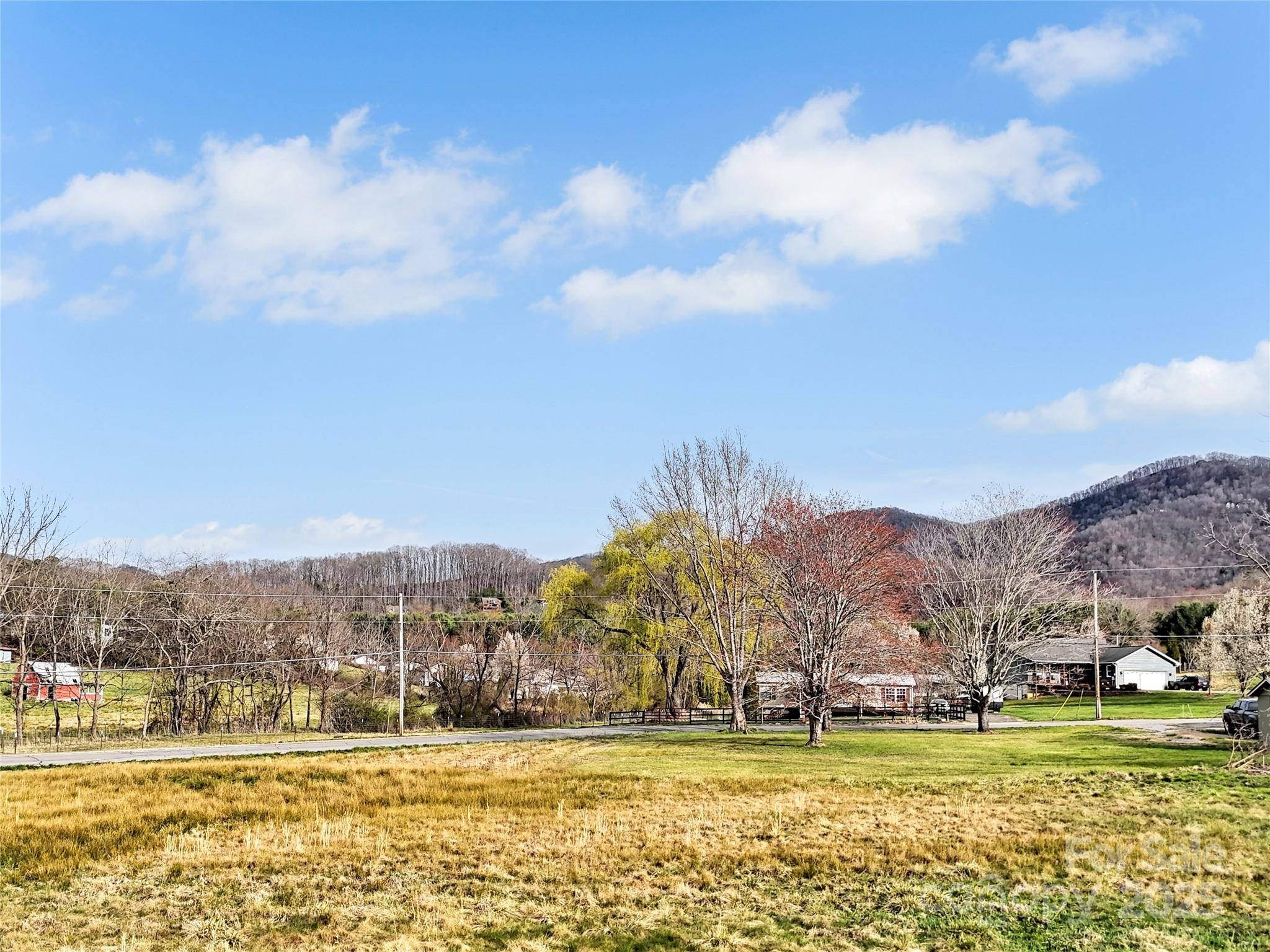 00 Oakdale RD #2, Waynesville, NC 28786