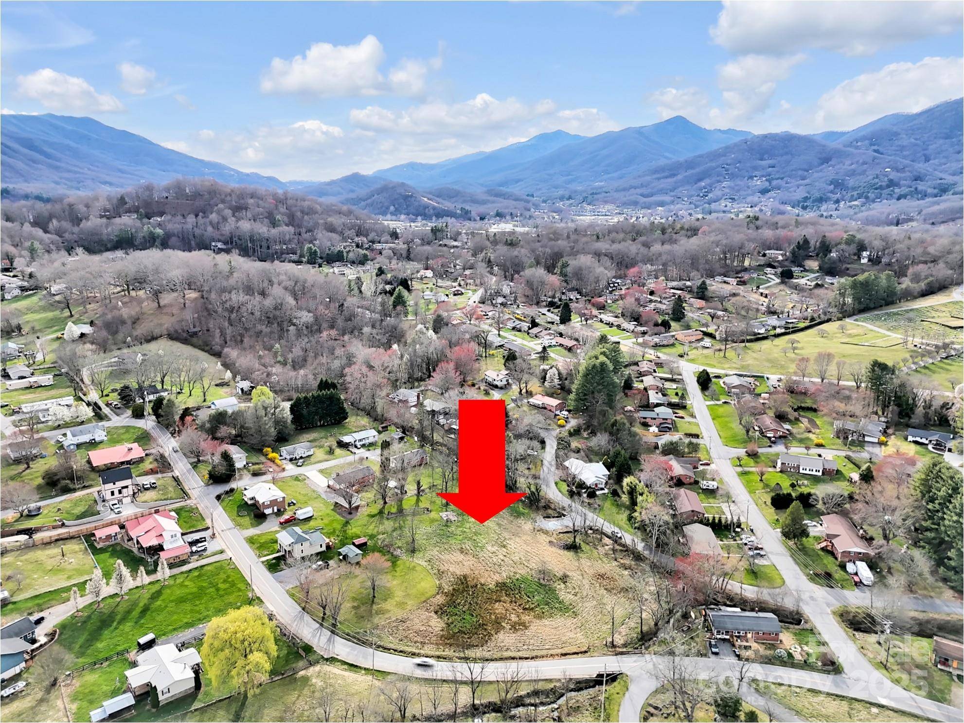 00 Oakdale RD #2, Waynesville, NC 28786