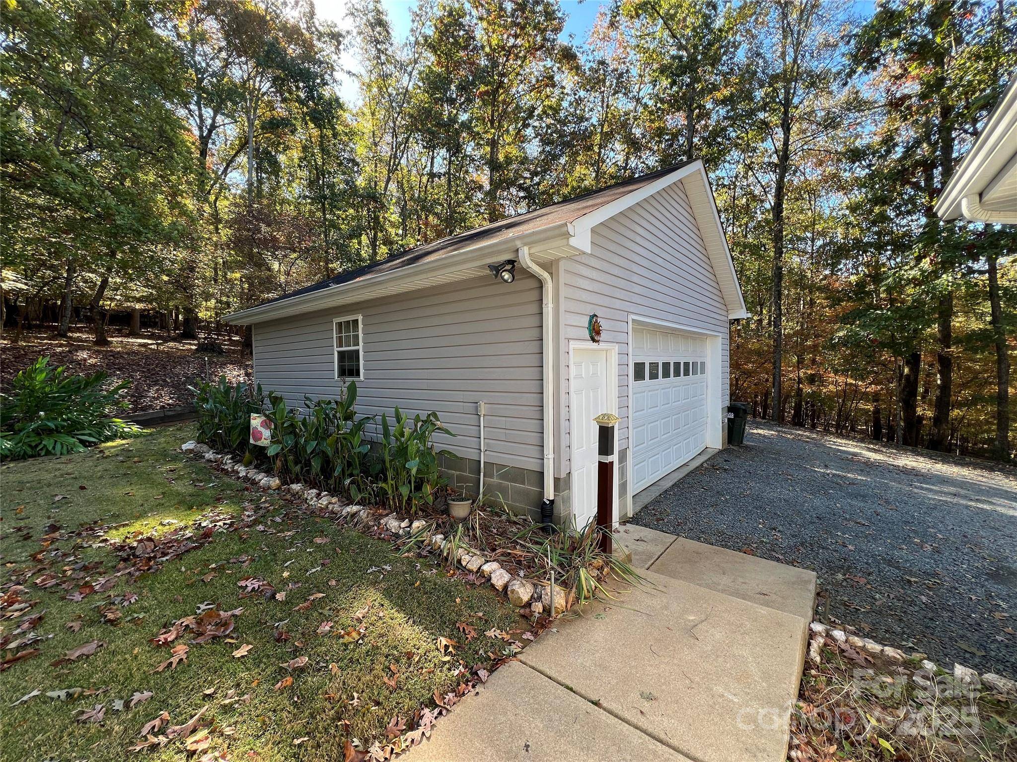 25397 Stony Mountain RD, Albemarle, NC 28001