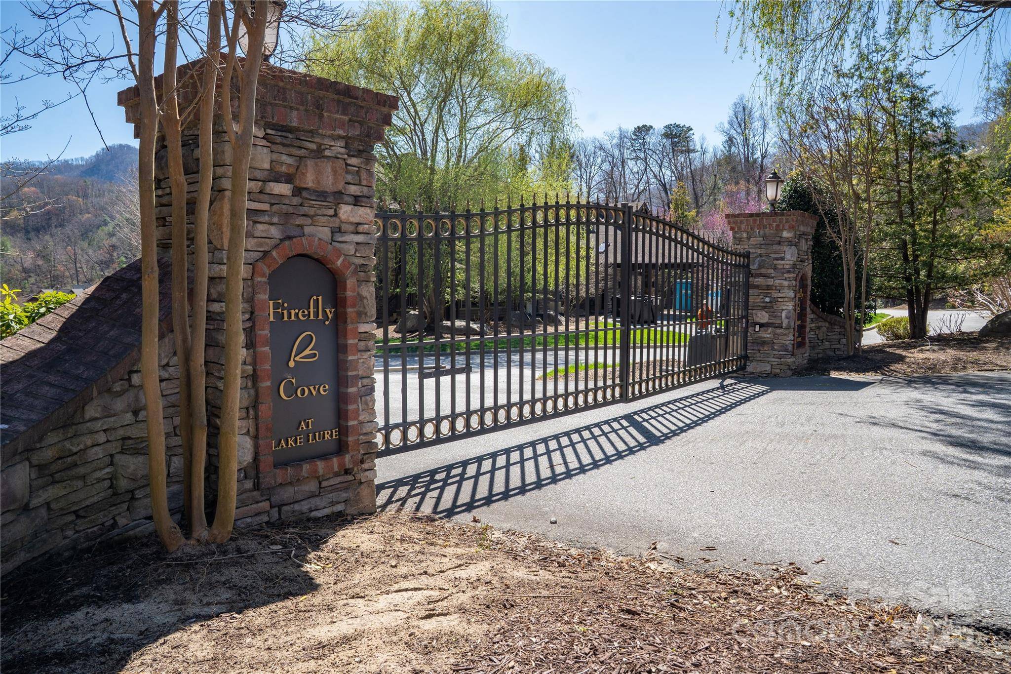 126 Kellerman PT #43, Lake Lure, NC 28746