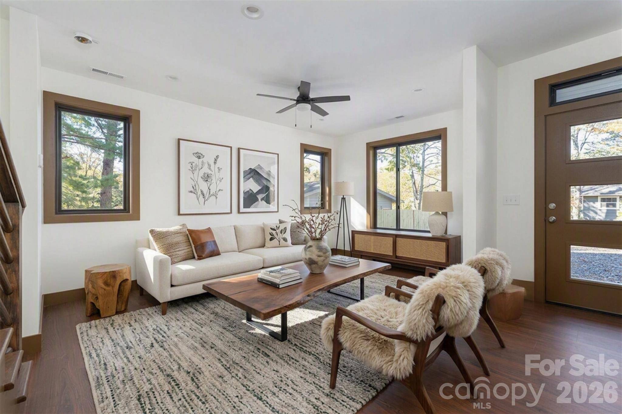 119 N Bear Creek RD, Asheville, NC 28806