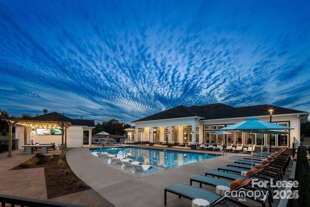 225 Rhyne RD #B1, Charlotte, NC 28214