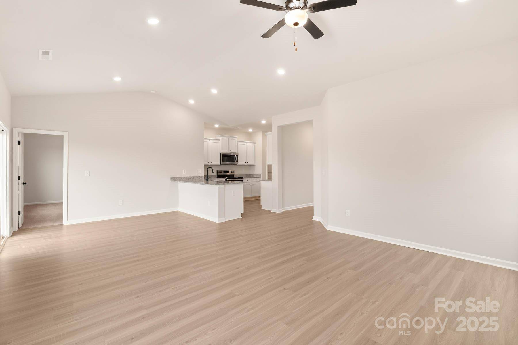 3337 Strong Box LN, Gastonia, NC 28052